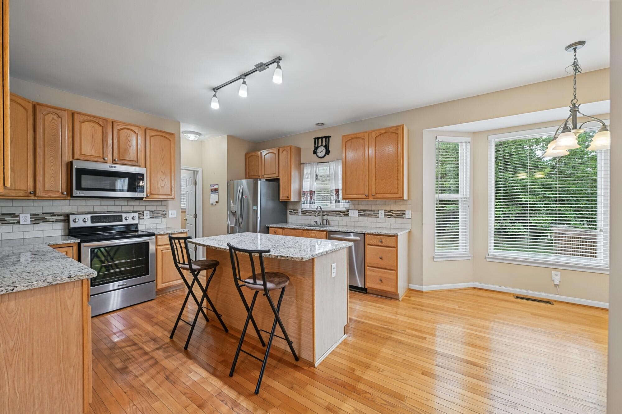 9205 Mill Way Property Photo 11