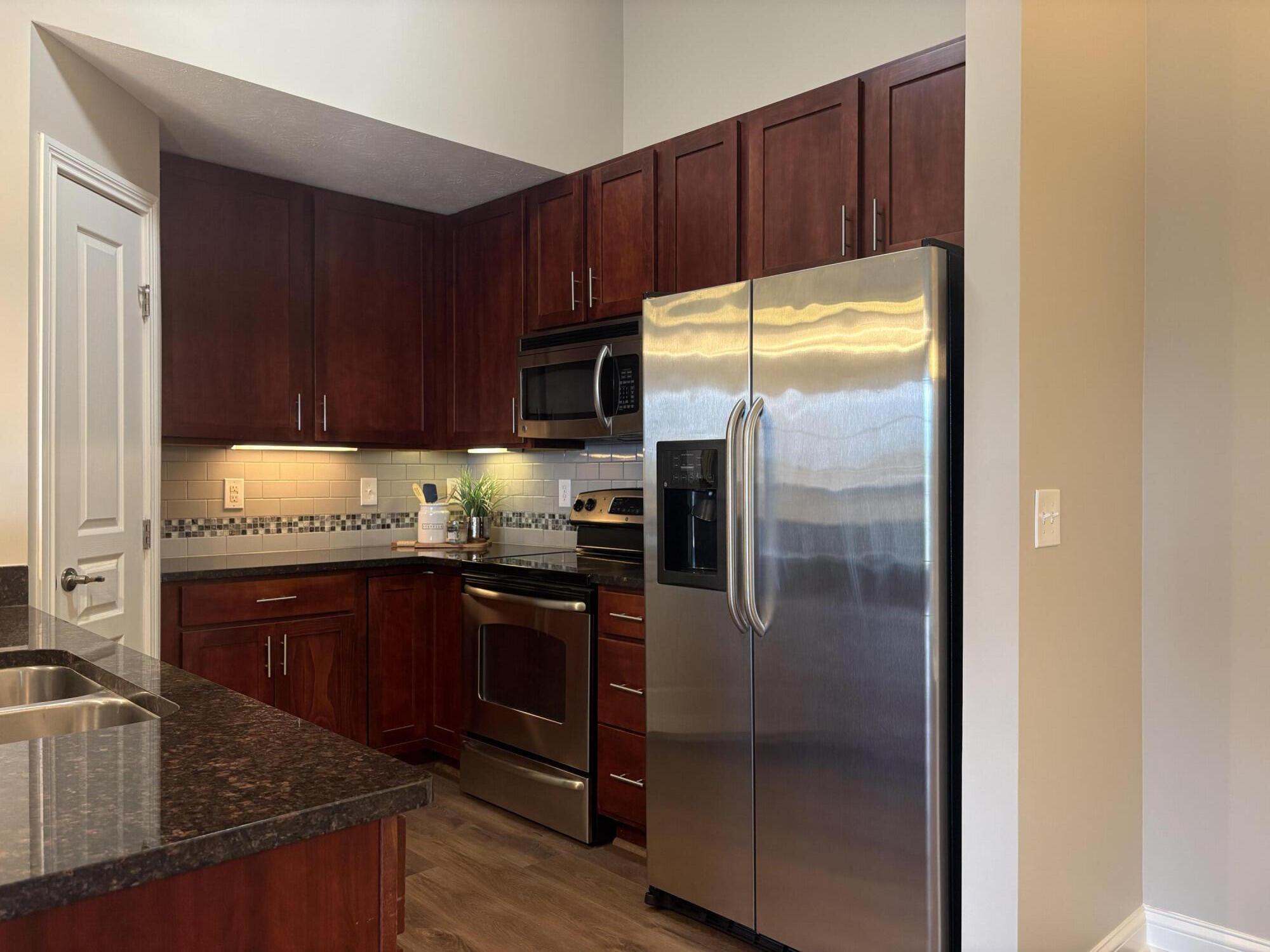 615 Ivy Ridge Drive Property Photo 8