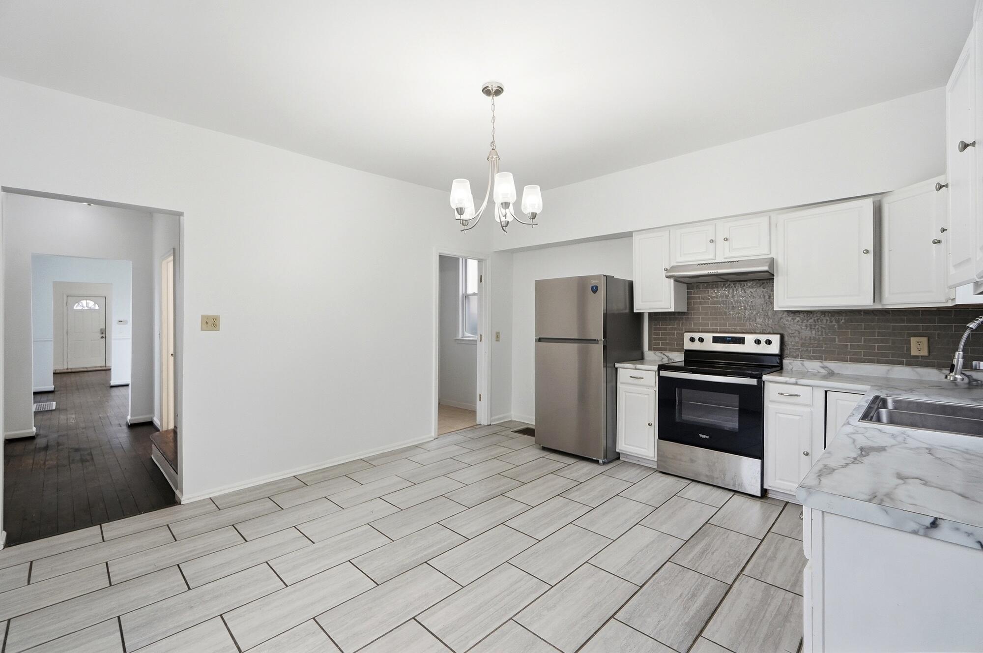 2210 Busse Street Property Photo 18