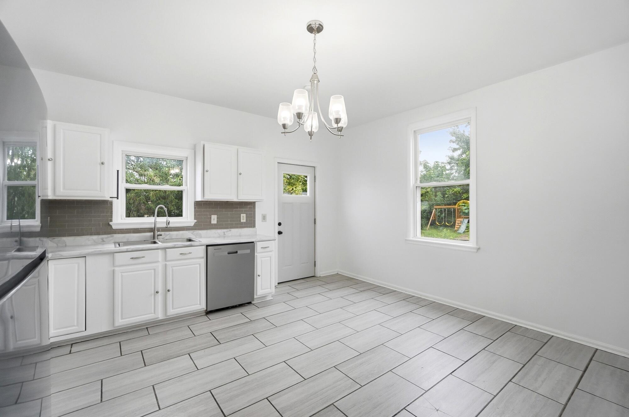 2210 Busse Street Property Photo 19