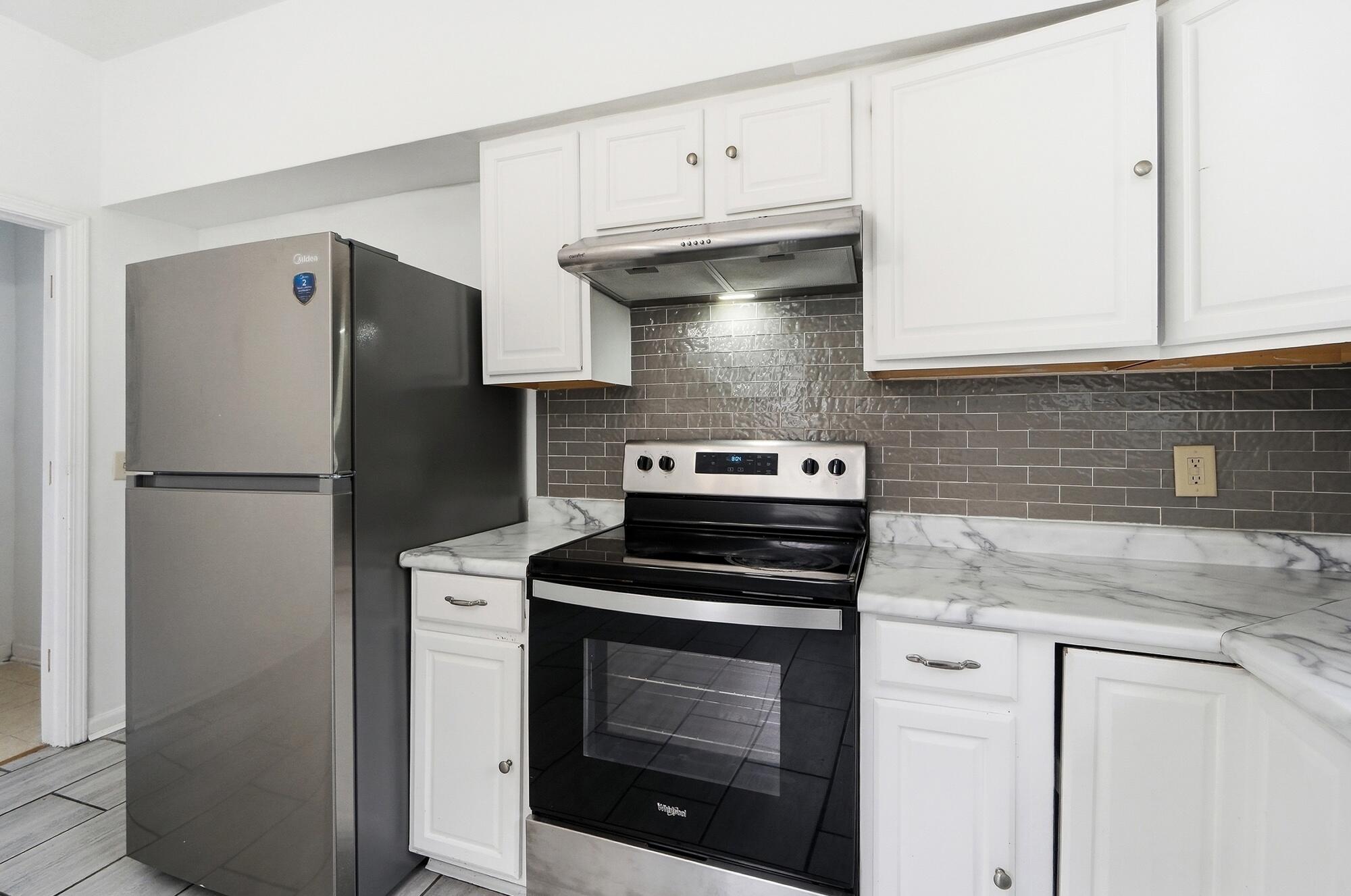 2210 Busse Street Property Photo 20
