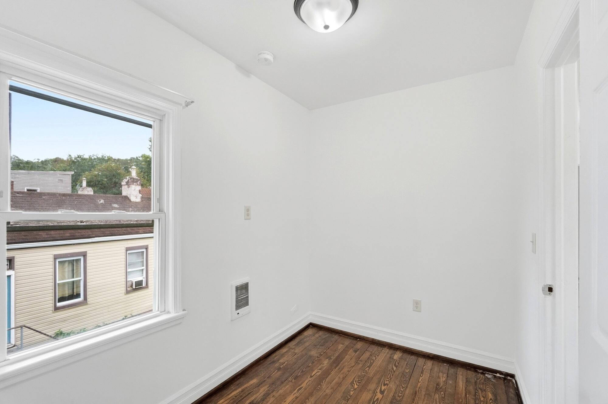 2210 Busse Street Property Photo 36