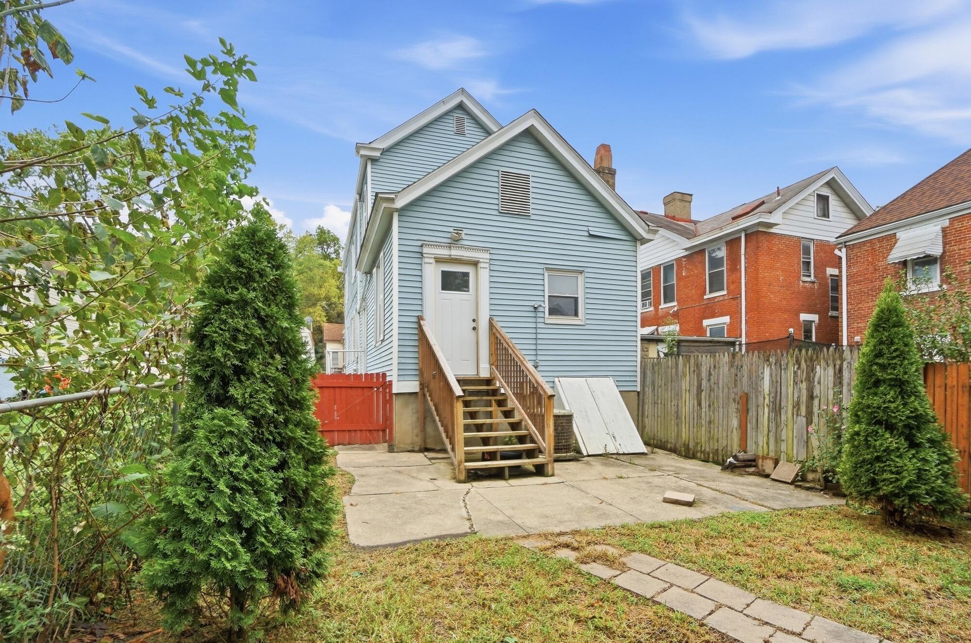 2210 Busse Street Property Photo 44