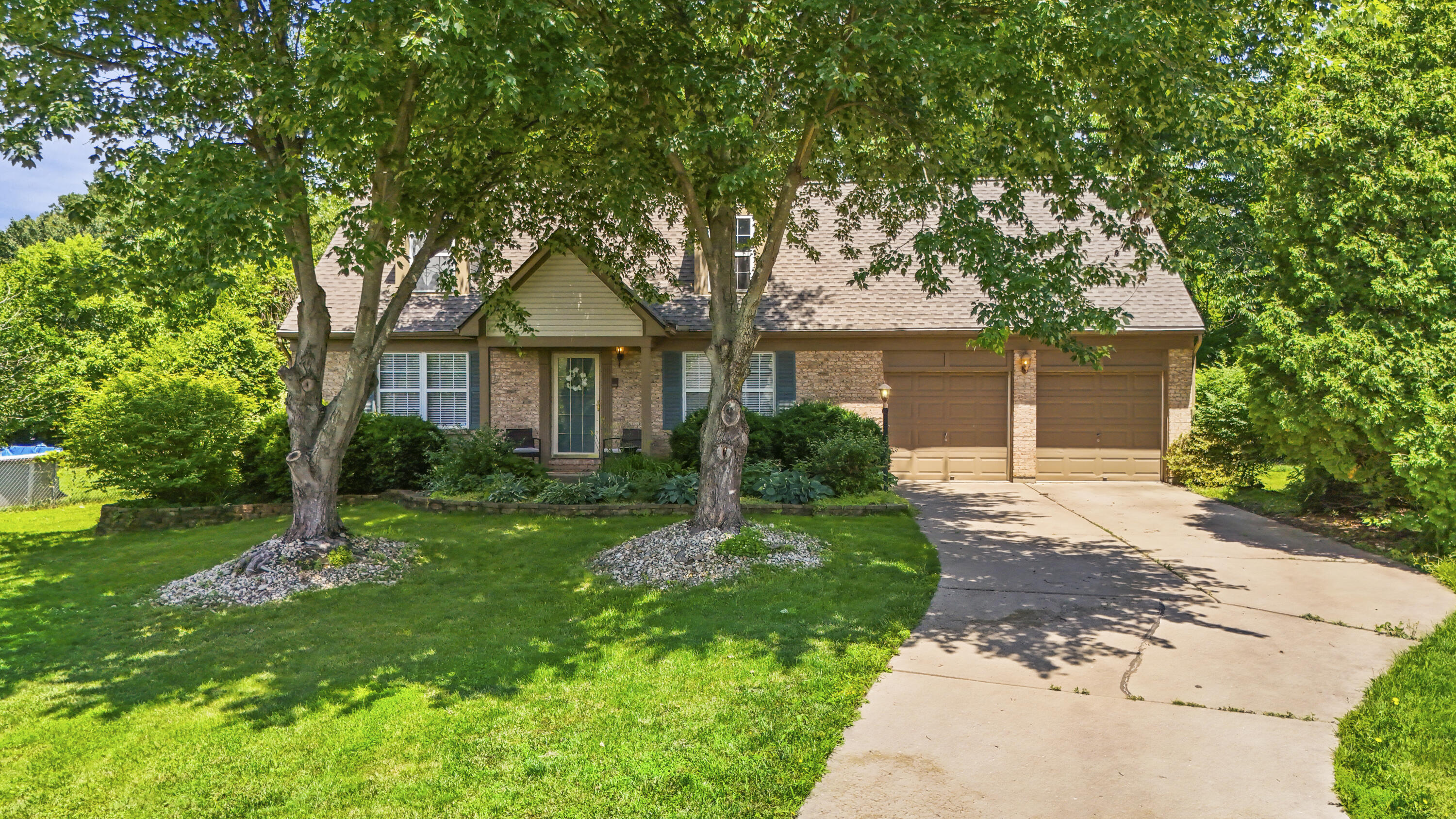 2951 Babbling Brook Way Property Photo 1
