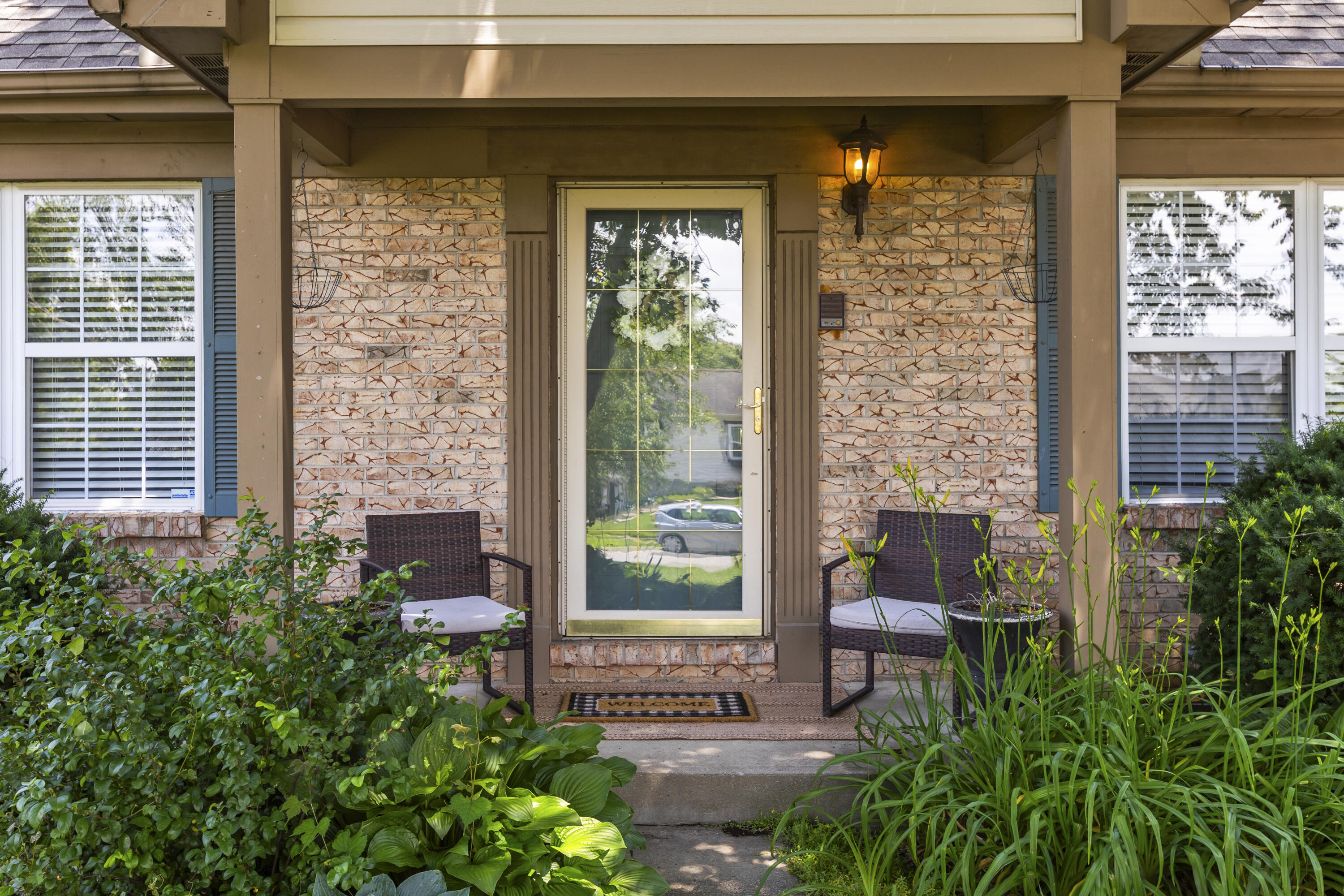2951 Babbling Brook Way Property Photo 4