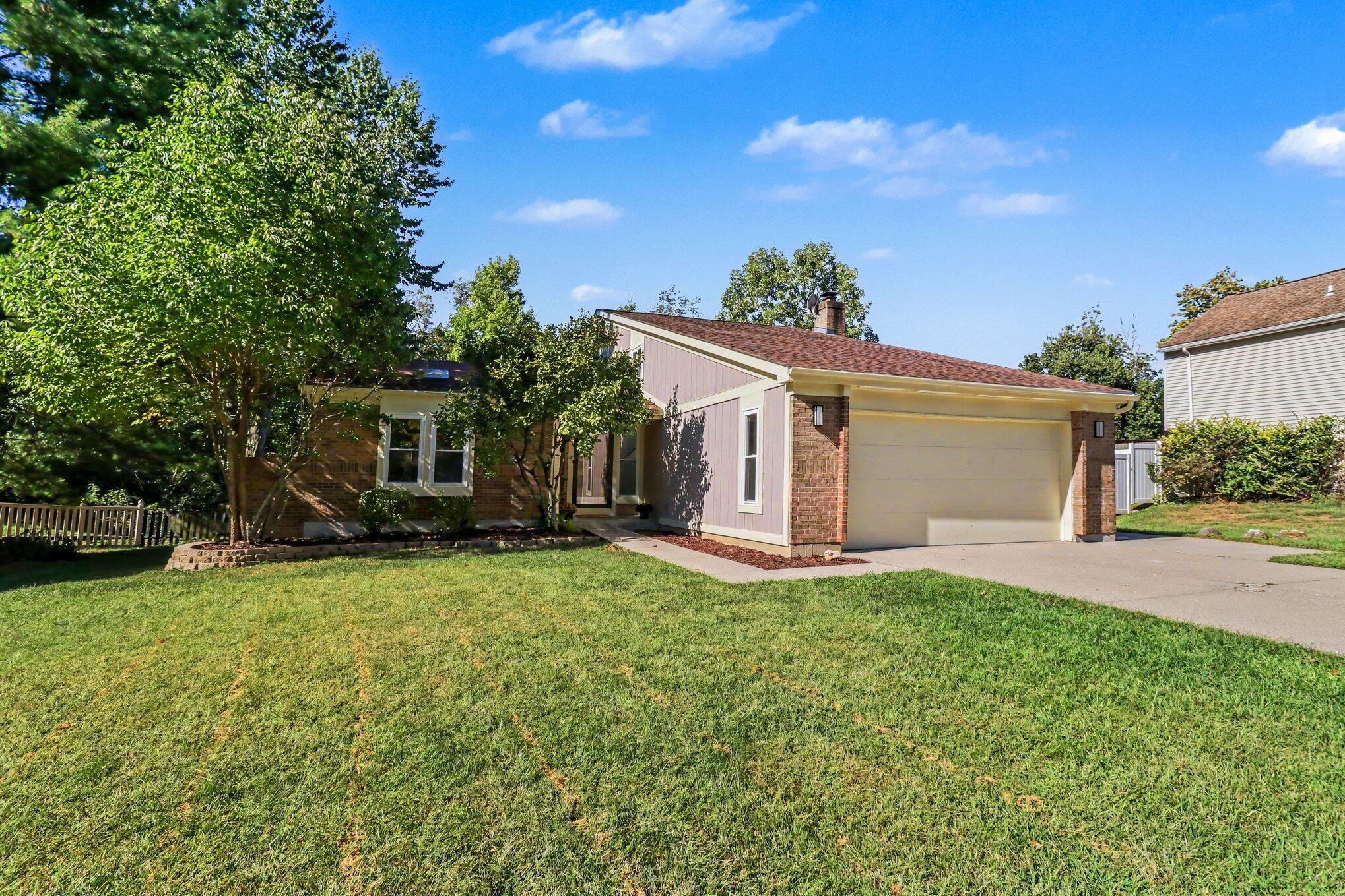 1553 Linden Court Property Photo 1