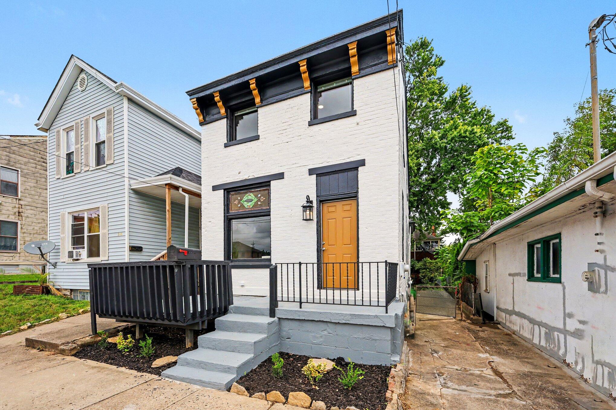 2018 Pearl Street Property Photo 1