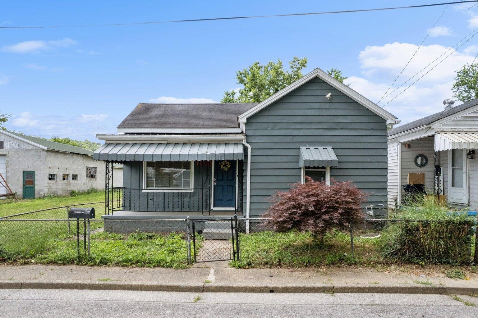 1418 Chester Street Property Photo 1