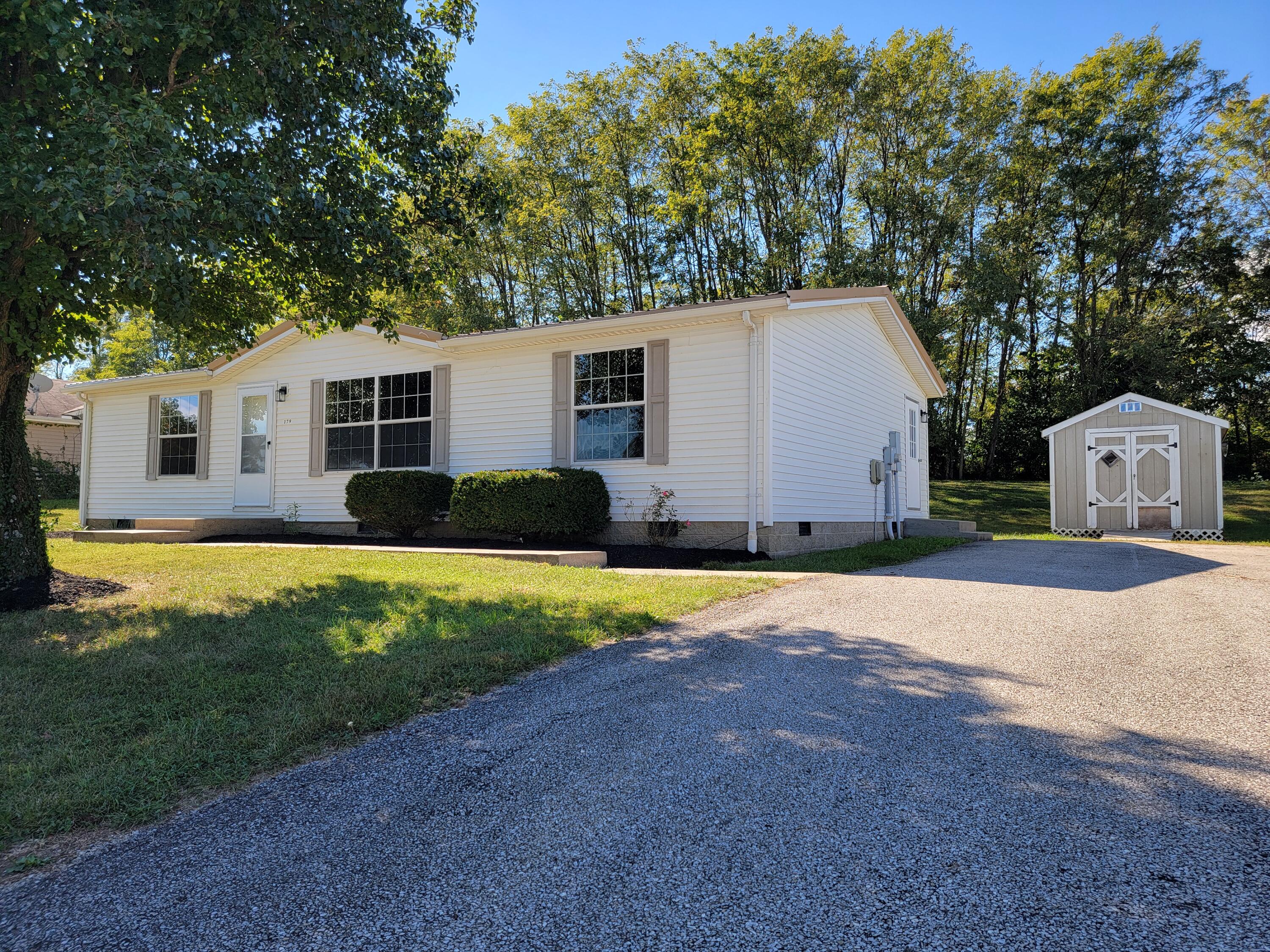 179 Willow Pointe Drive Property Photo 1