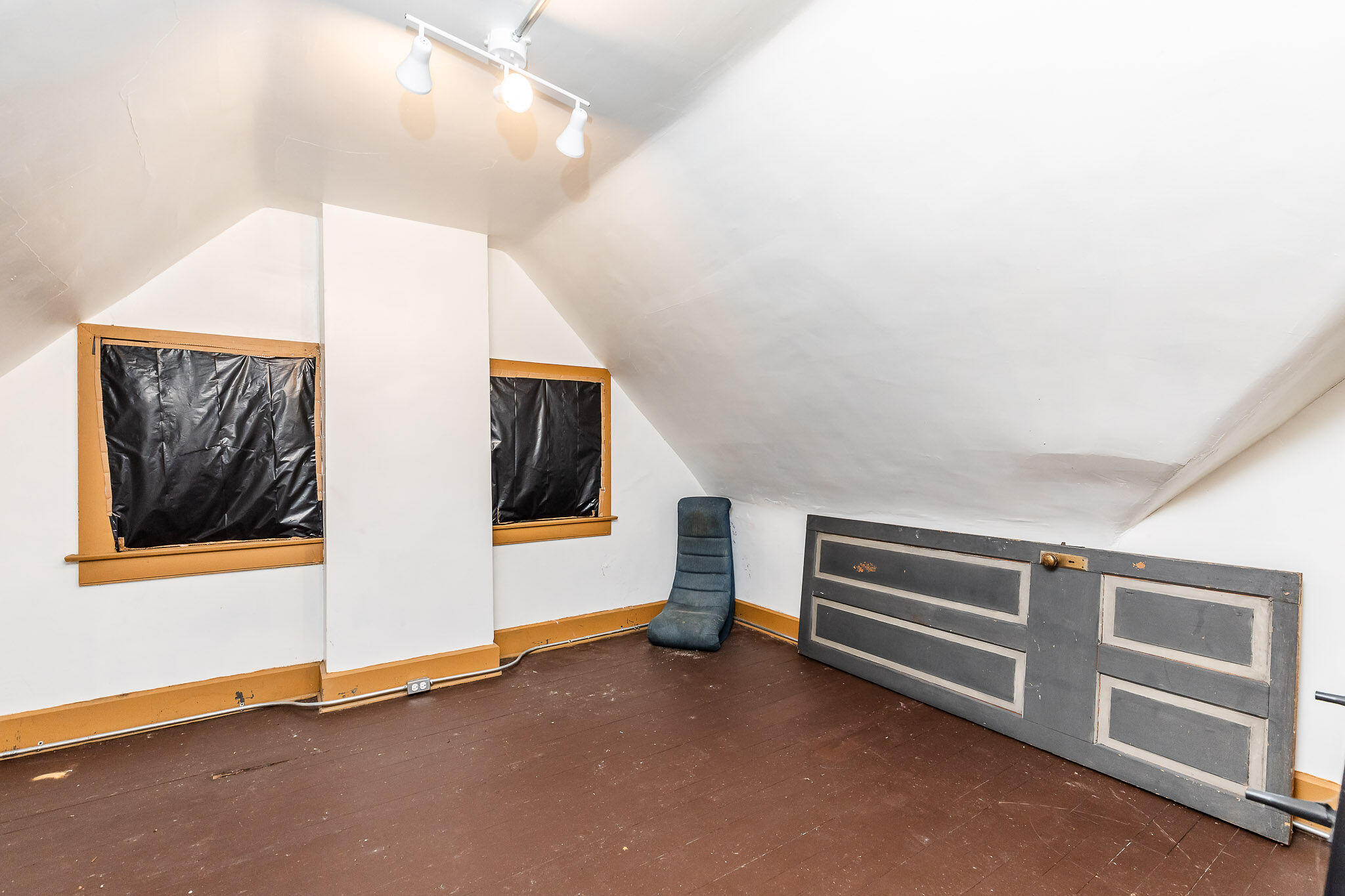 730 Lewis Street Property Photo 35