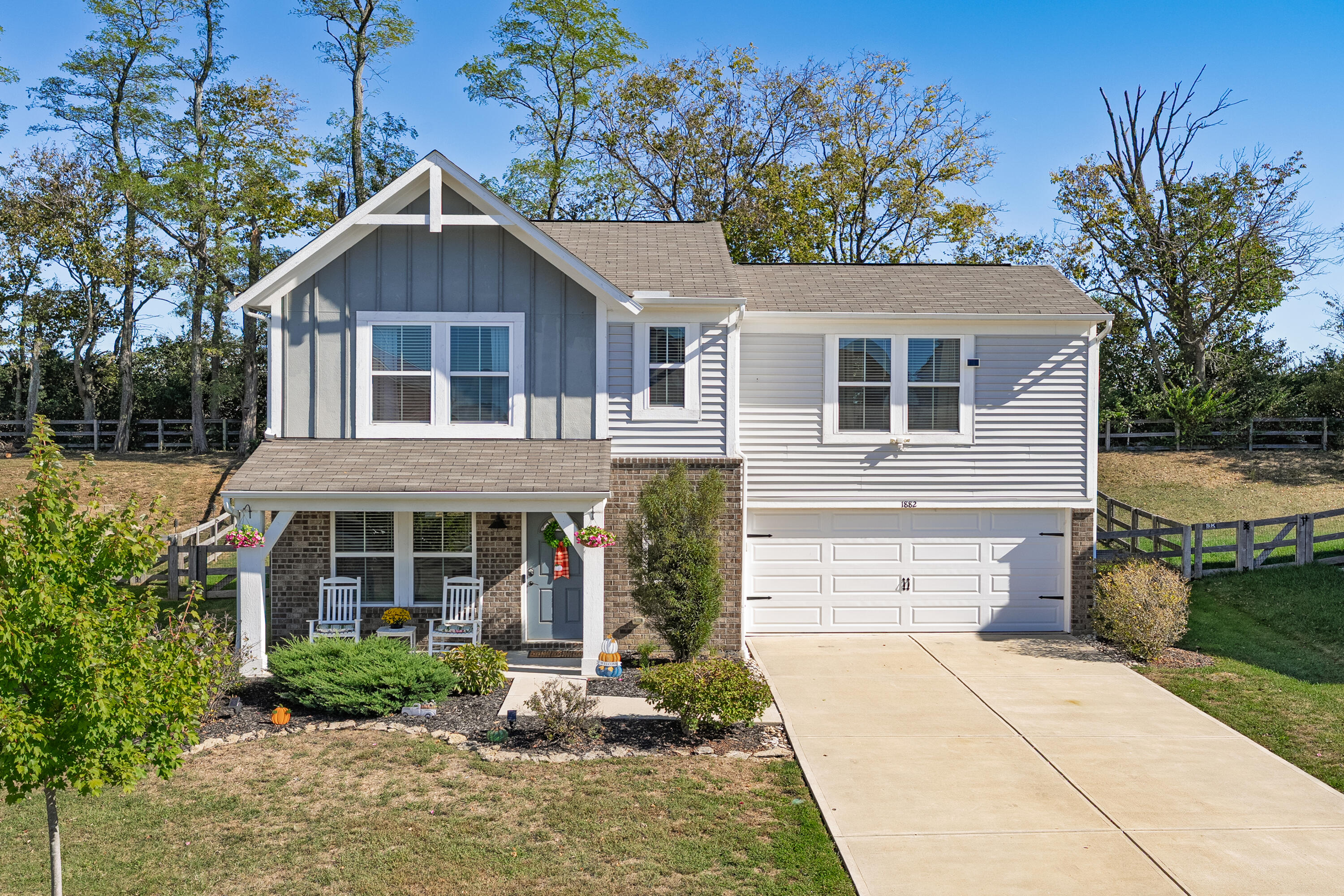 1882 Autumn Maple Drive Property Photo 1