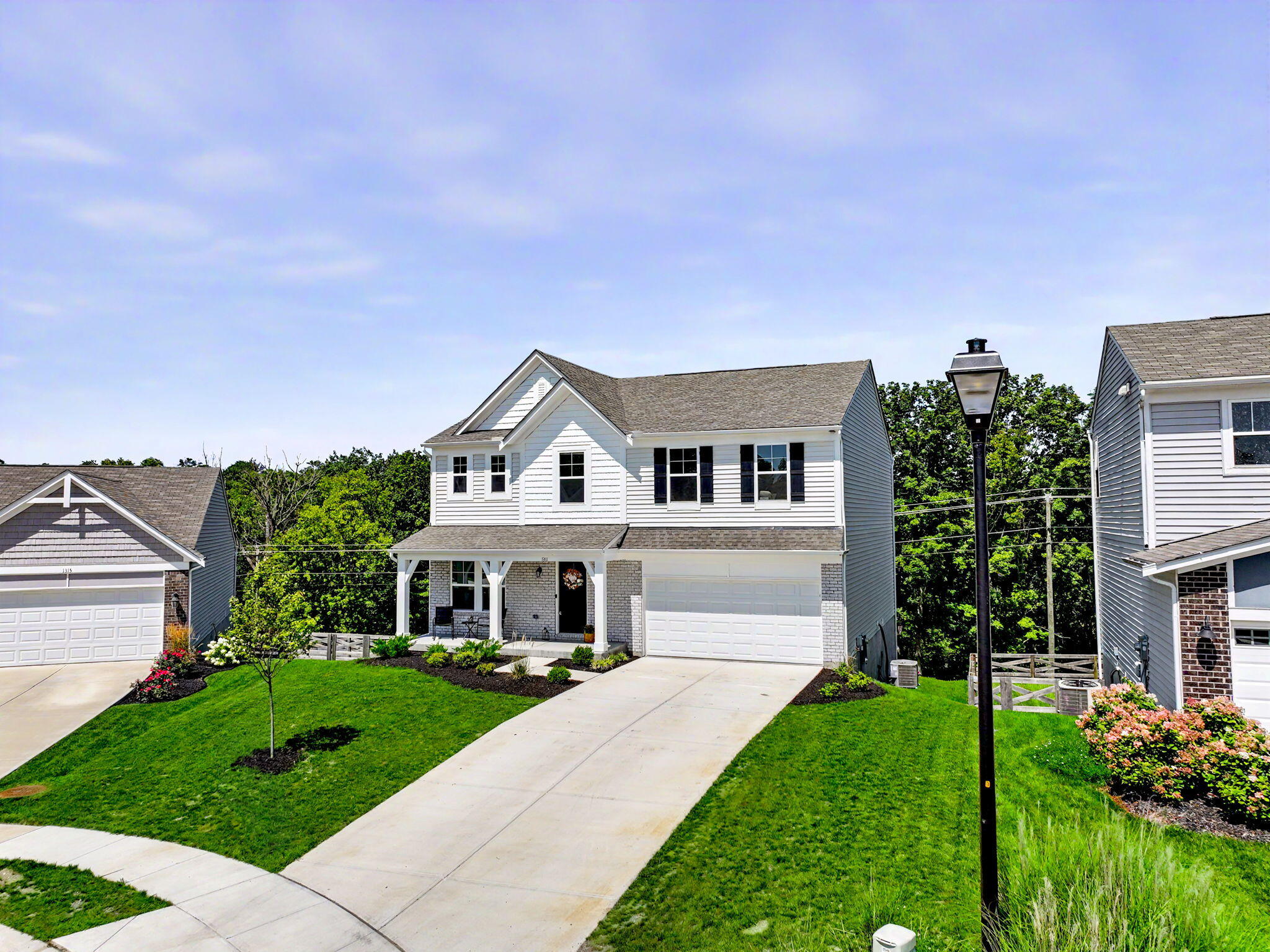 1311 Meadowcrest Circle Property Photo 5