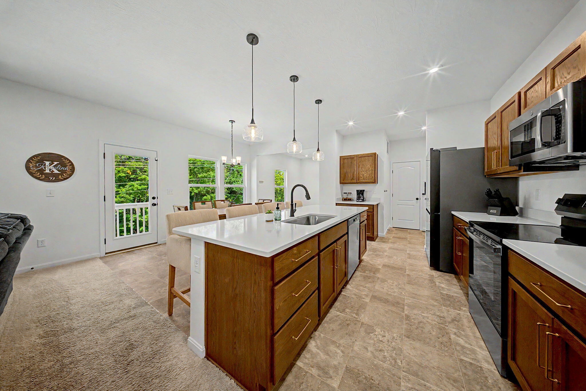 1311 Meadowcrest Circle Property Photo 18