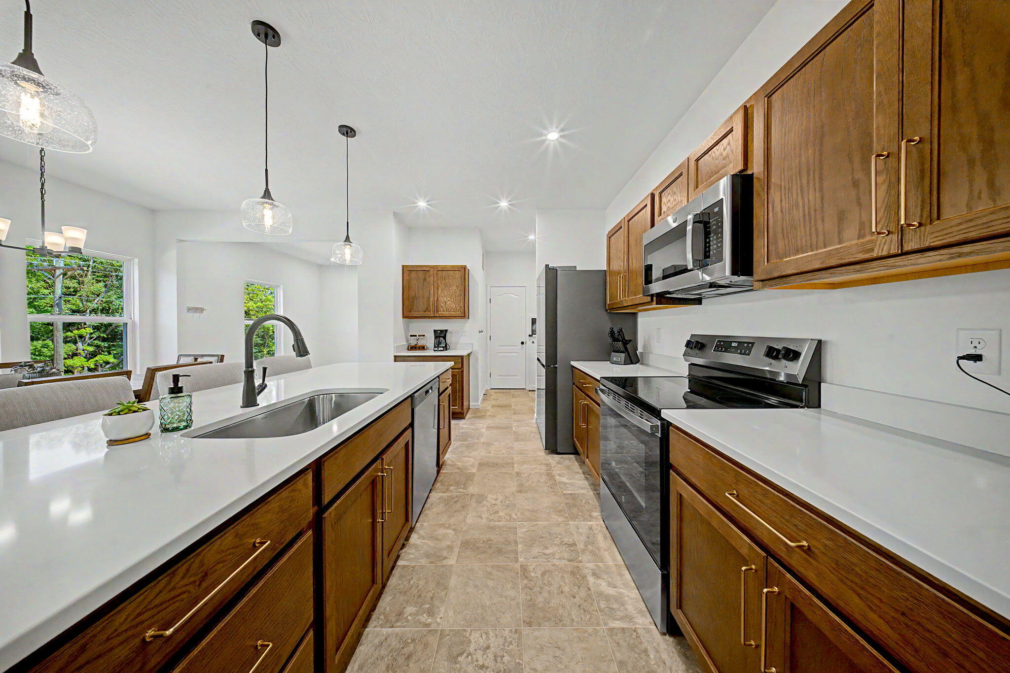 1311 Meadowcrest Circle Property Photo 19