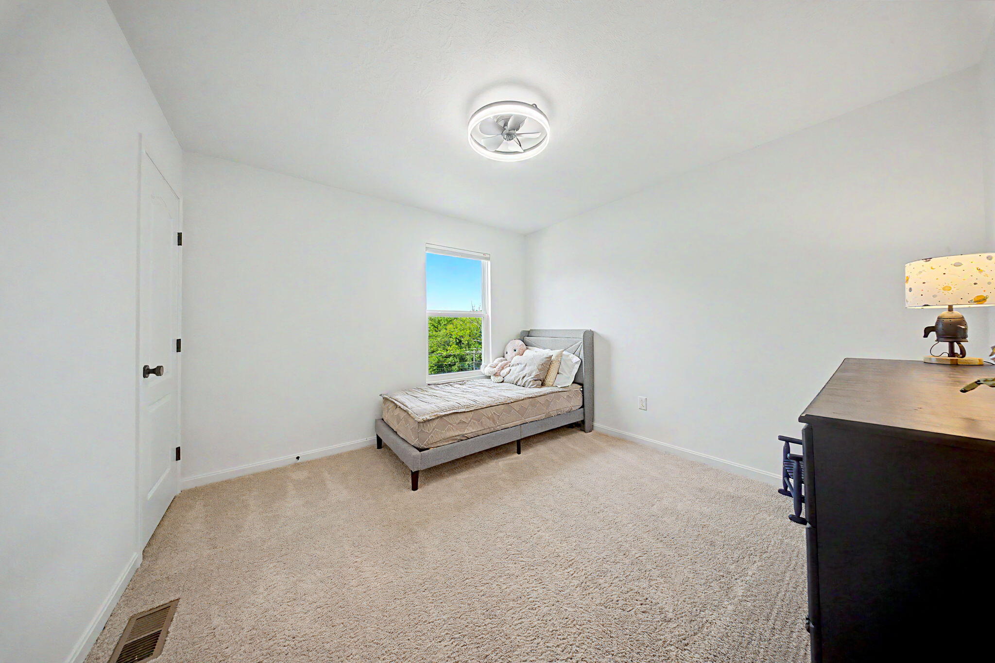 1311 Meadowcrest Circle Property Photo 26