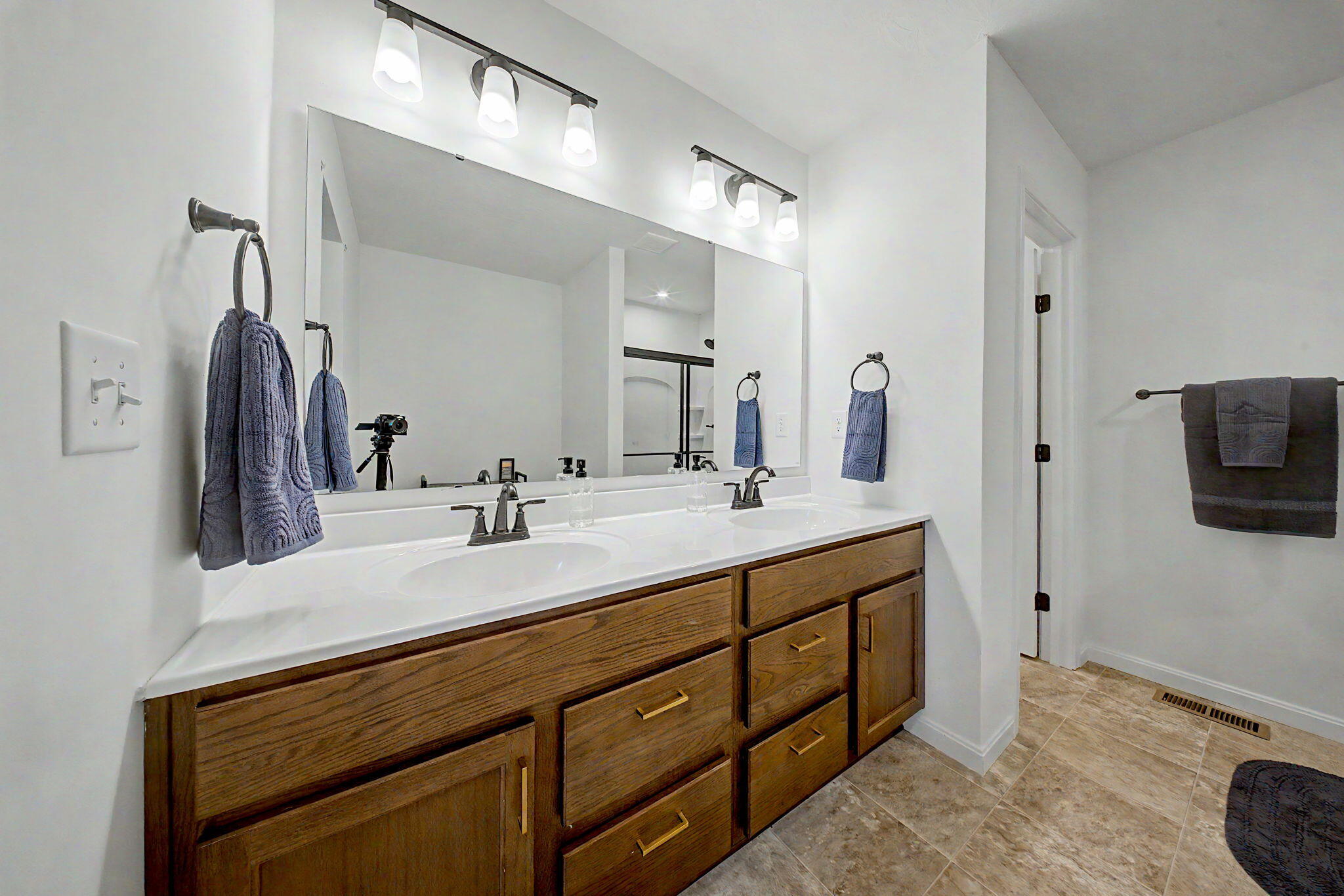 1311 Meadowcrest Circle Property Photo 30