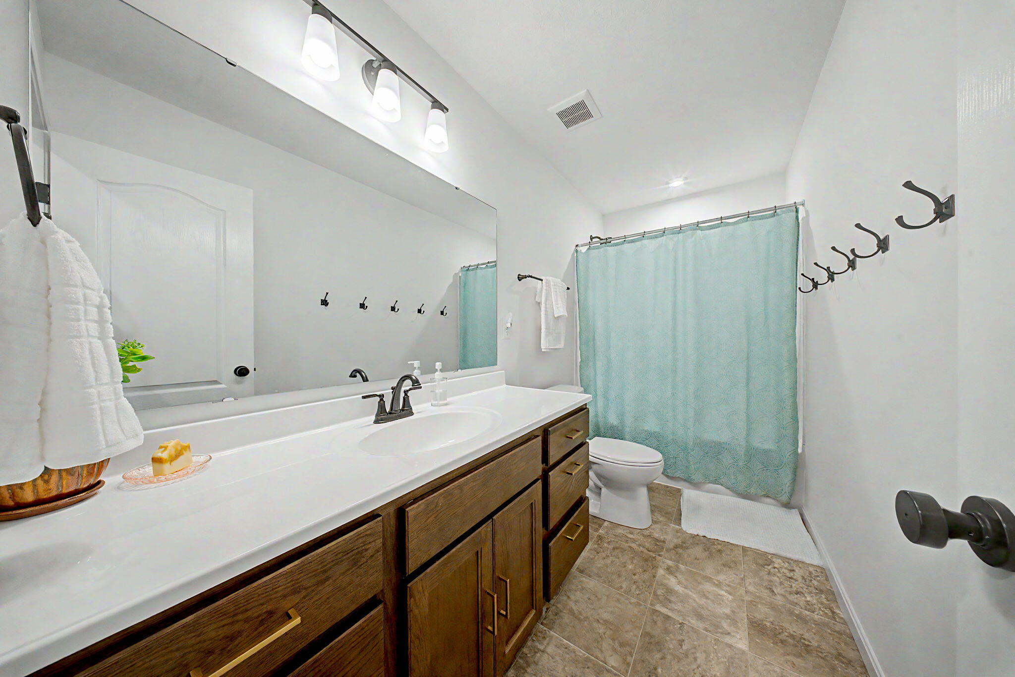1311 Meadowcrest Circle Property Photo 31