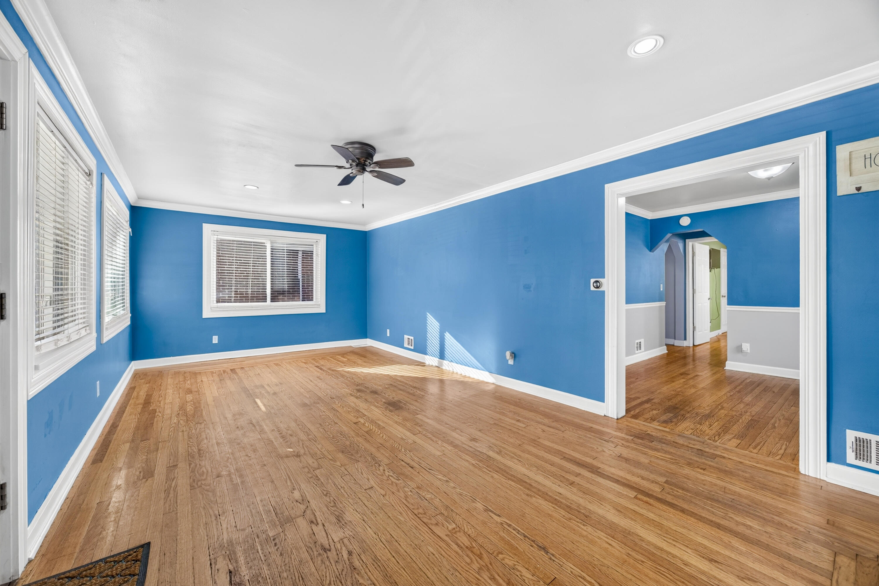 2709 Birch Avenue Property Photo 5
