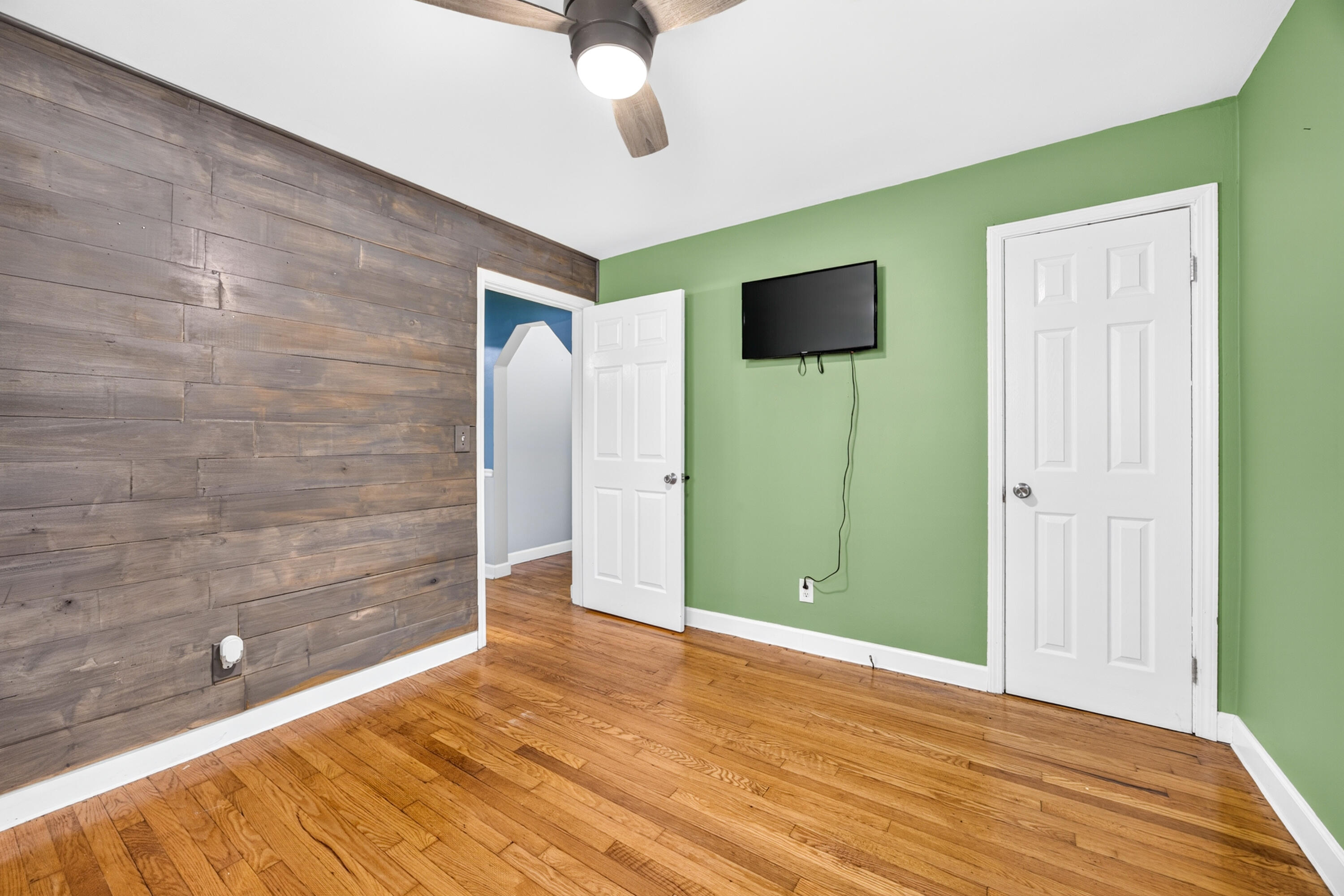 2709 Birch Avenue Property Photo 12