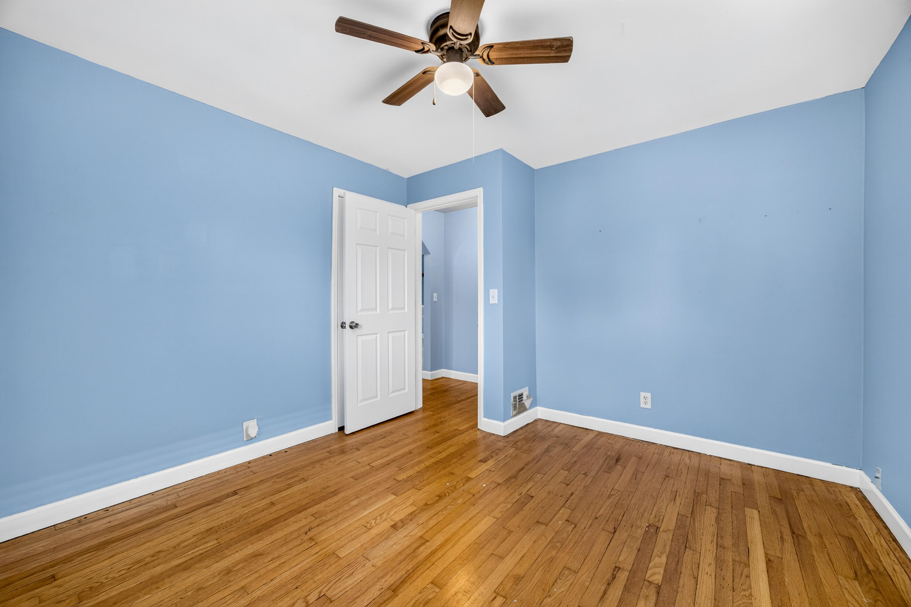 2709 Birch Avenue Property Photo 14