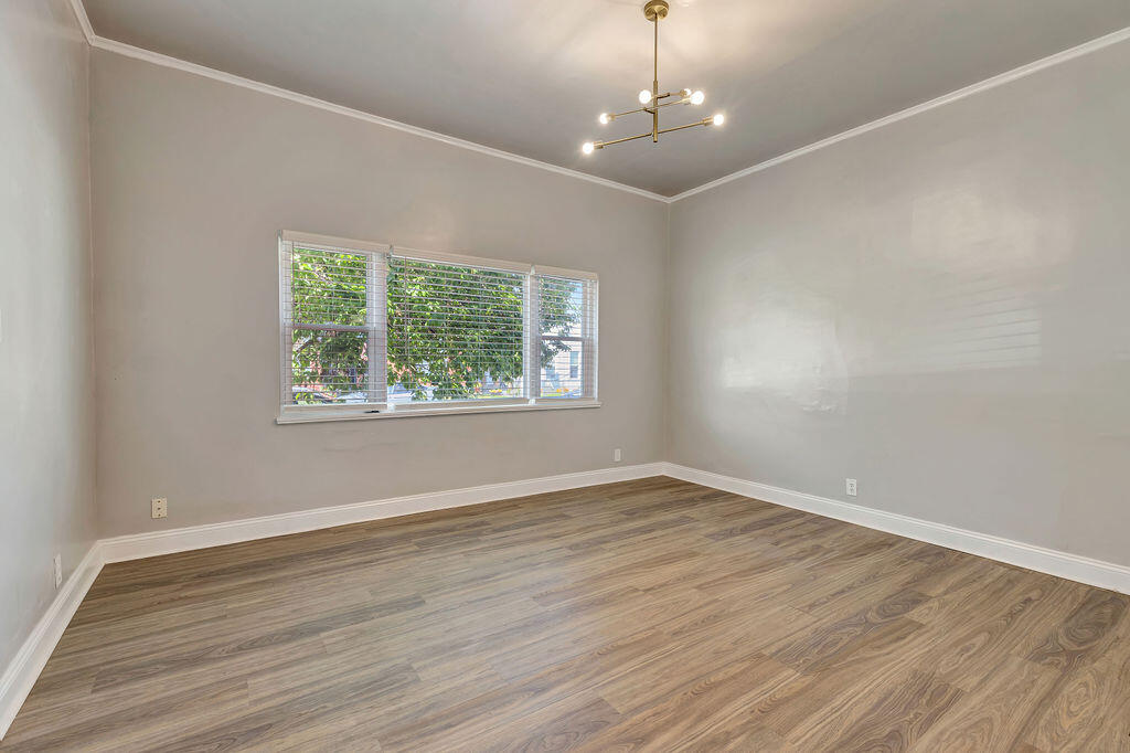 341 Foote Avenue Property Photo 7