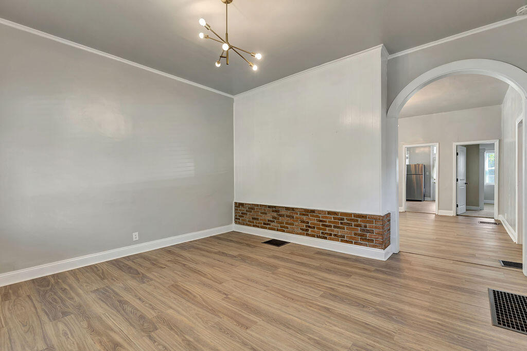 341 Foote Avenue Property Photo 8