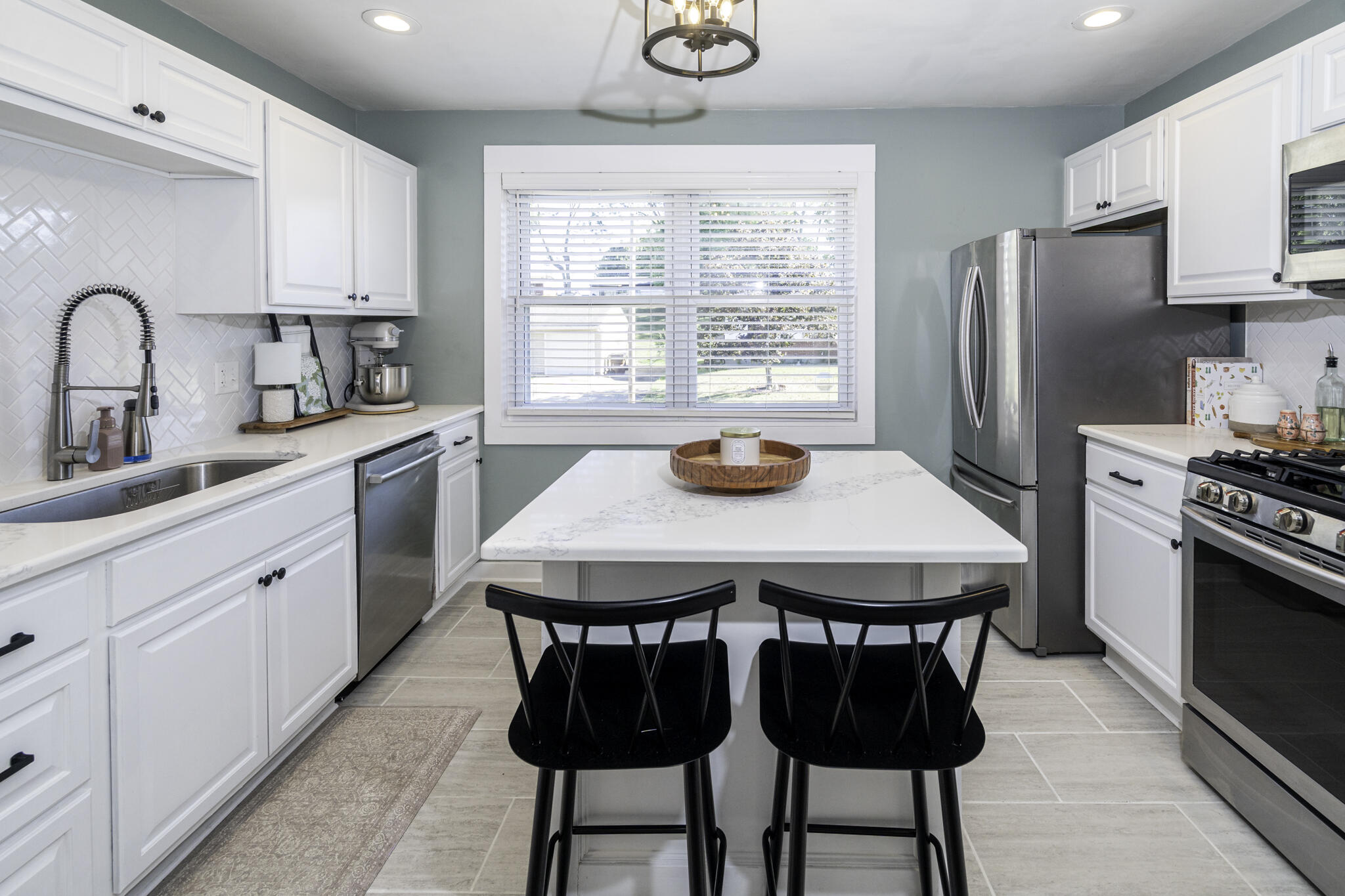 124 Raintree Road Property Photo 4