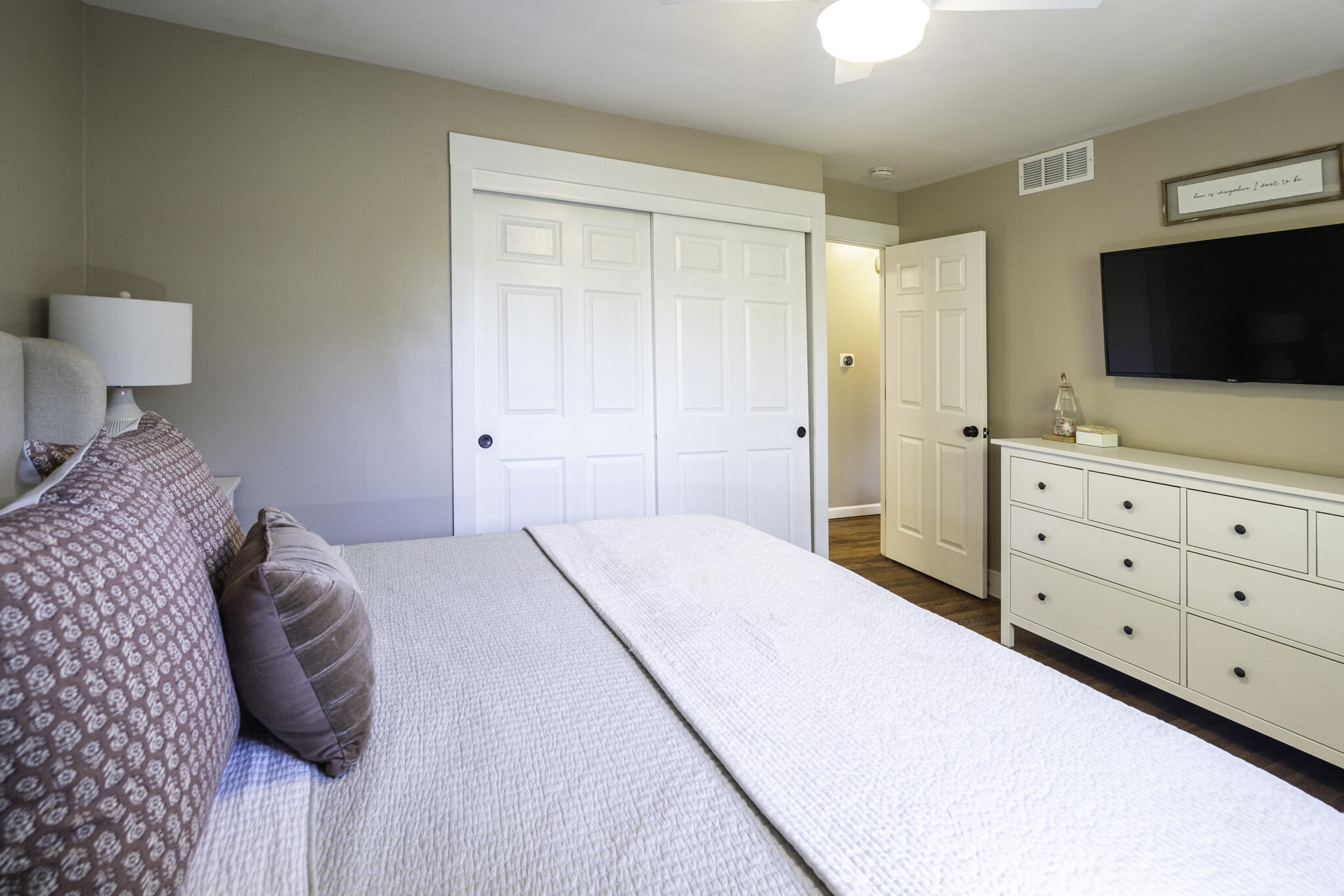 124 Raintree Road Property Photo 9