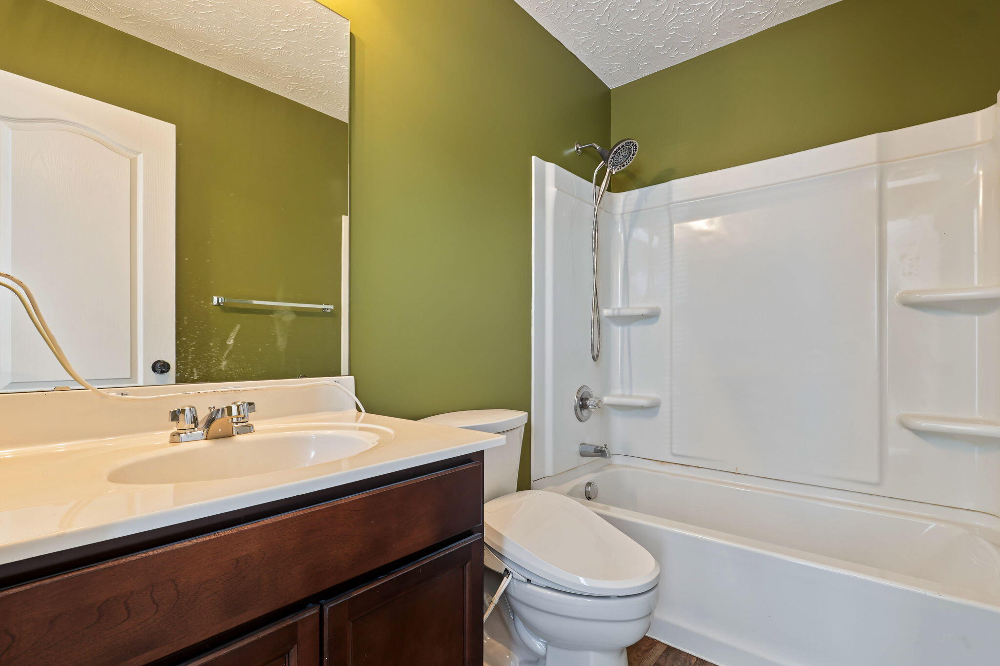 589 Summer Pointe Drive Property Photo 19