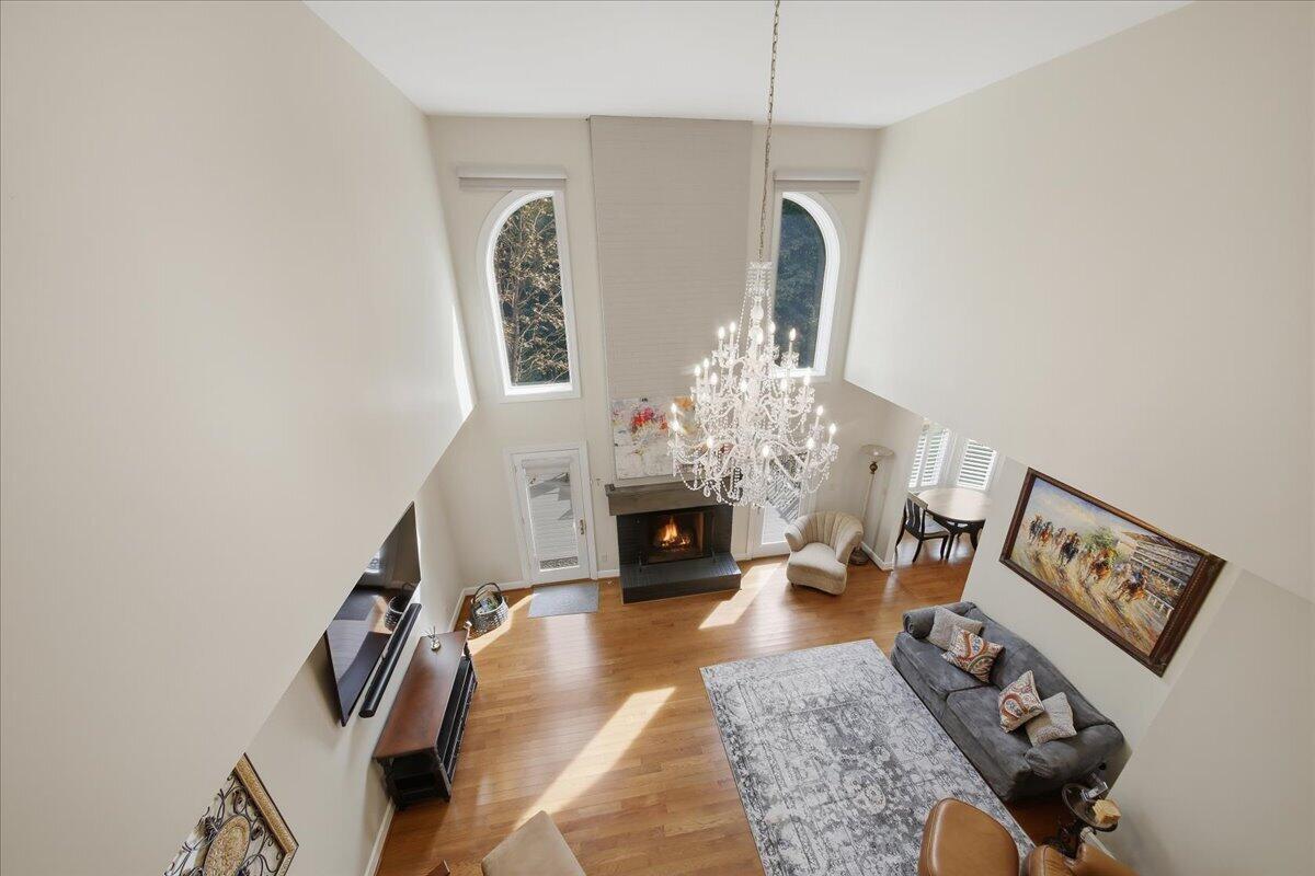 2 Raintree Drive Property Photo 22