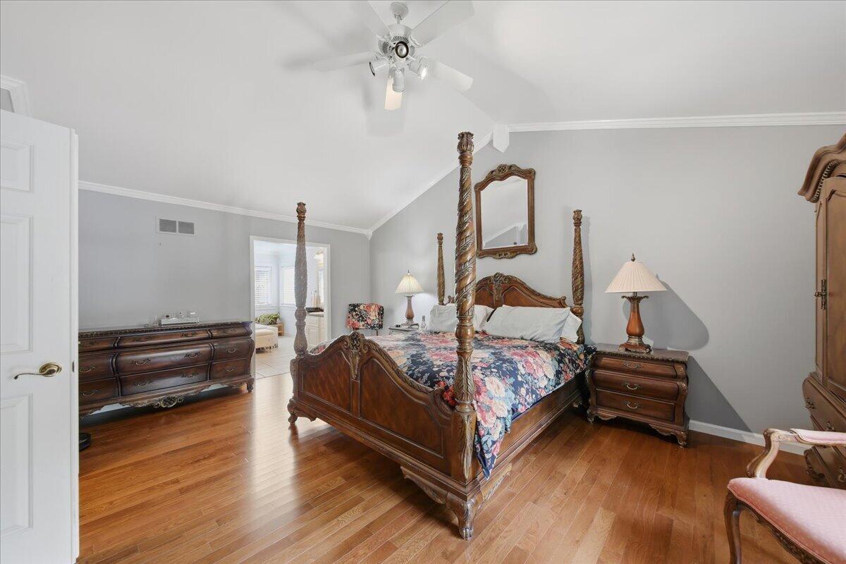 2 Raintree Drive Property Photo 24
