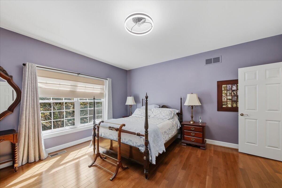 2 Raintree Drive Property Photo 32