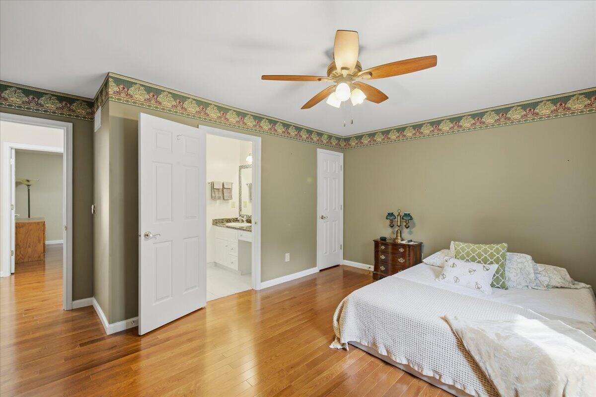 2 Raintree Drive Property Photo 37