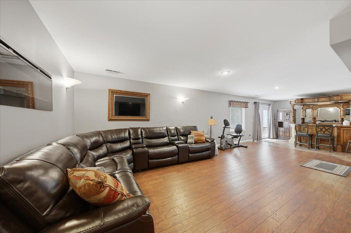 2 Raintree Drive Property Photo 43