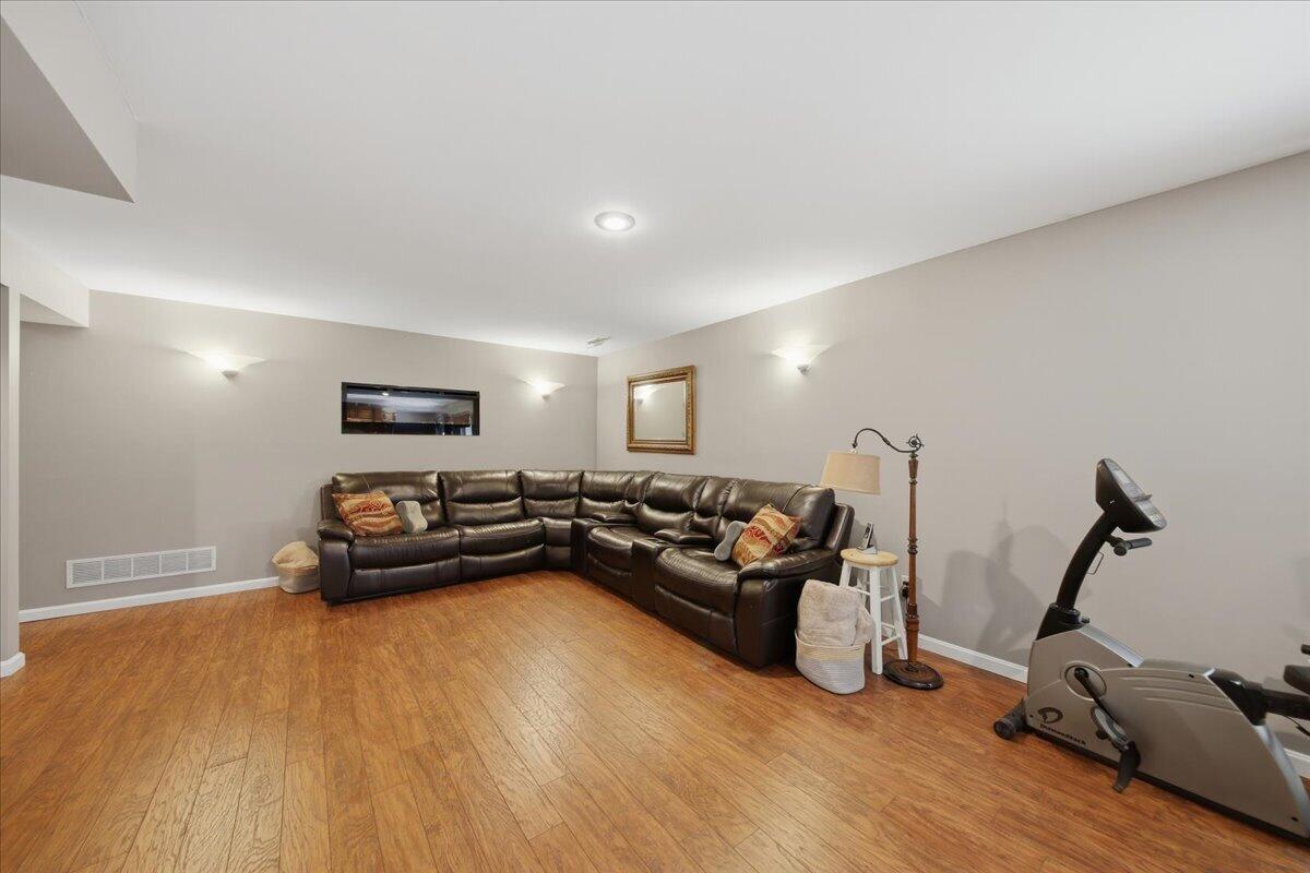 2 Raintree Drive Property Photo 44
