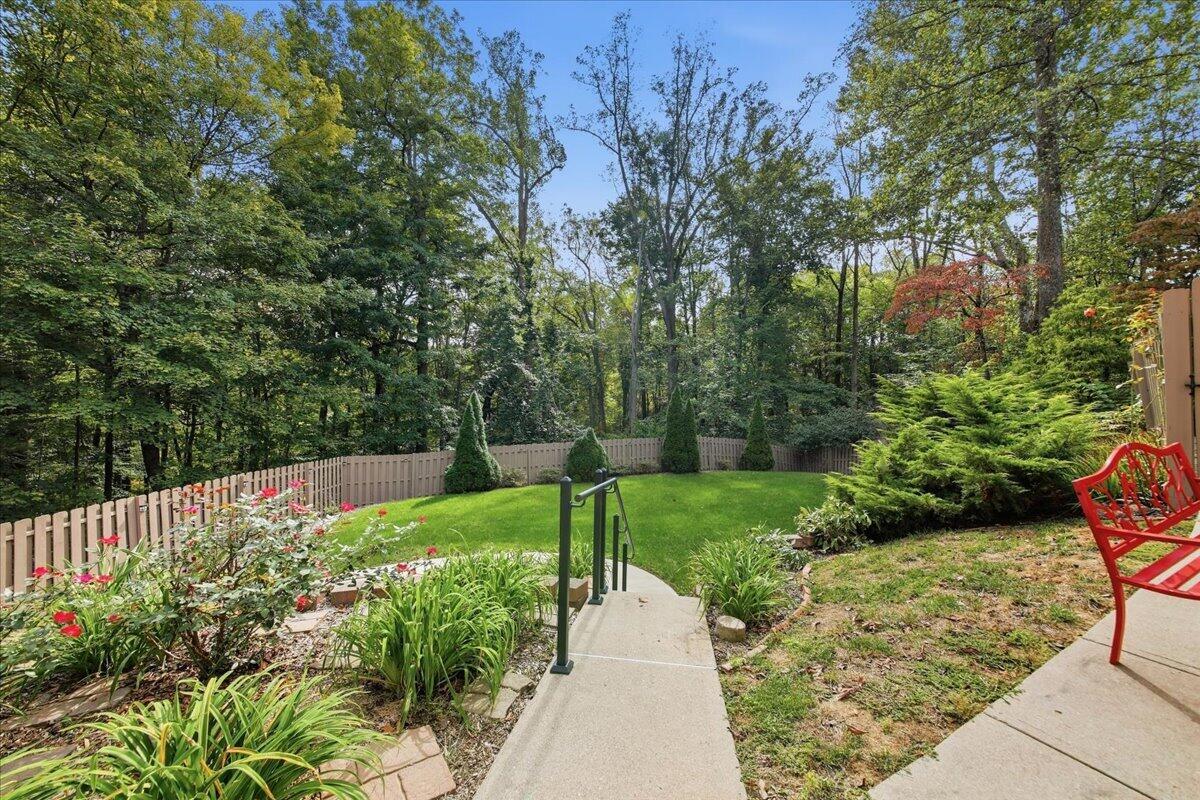 2 Raintree Drive Property Photo 48