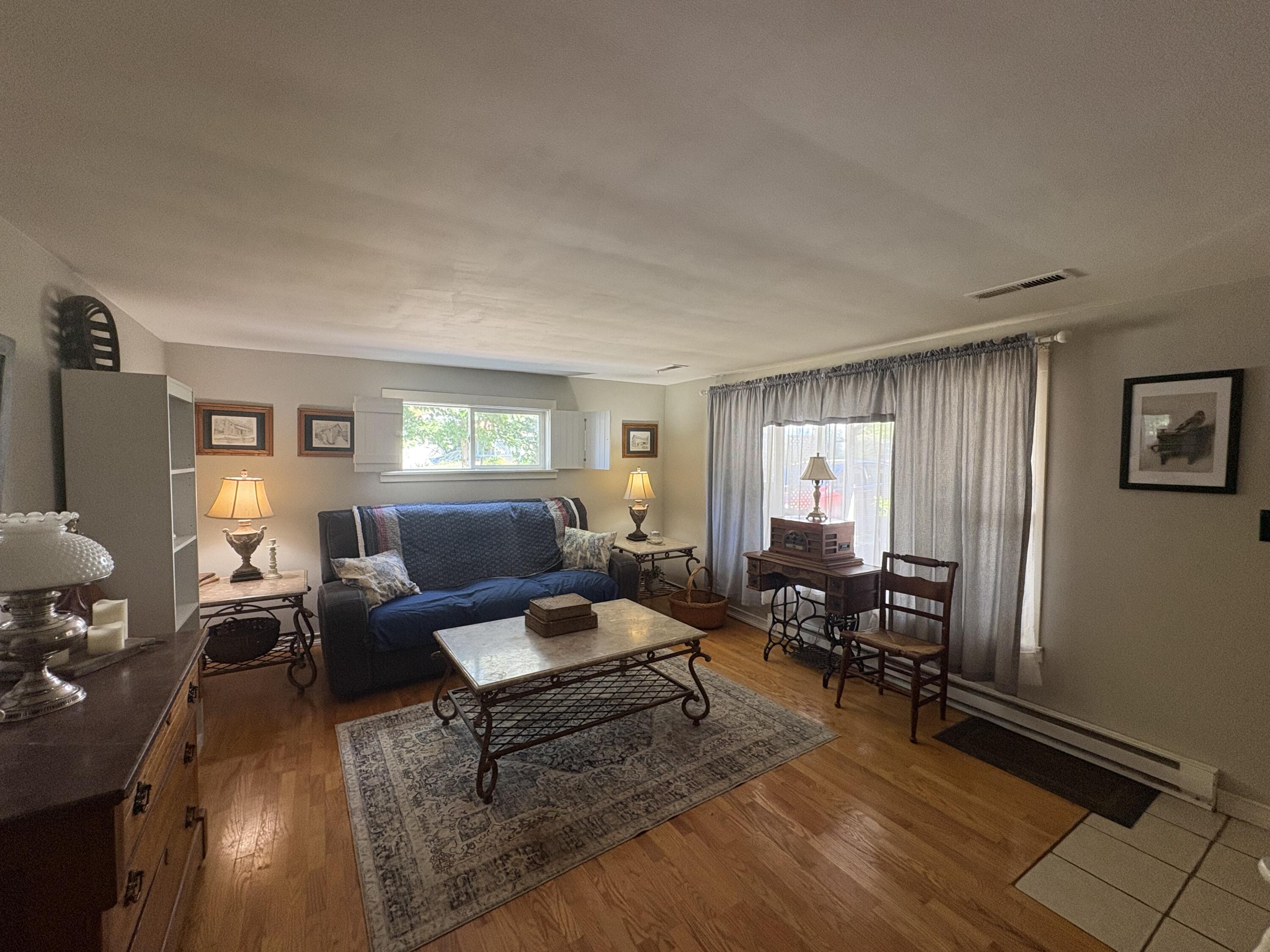 2929 Watts Road Property Photo 3