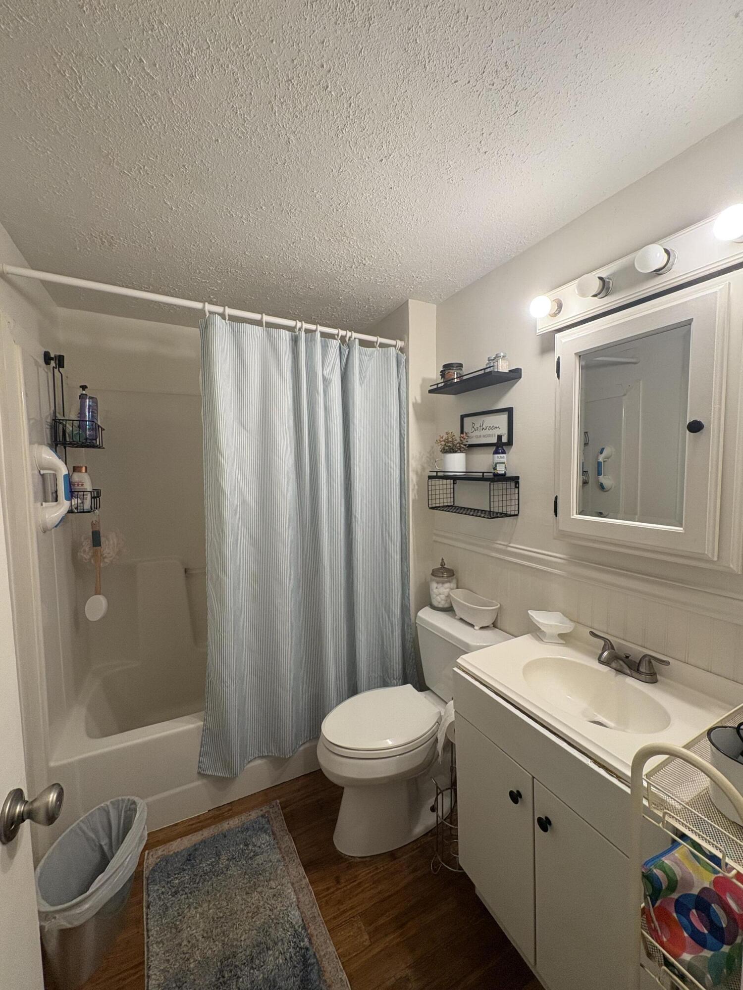 2929 Watts Road Property Photo 9