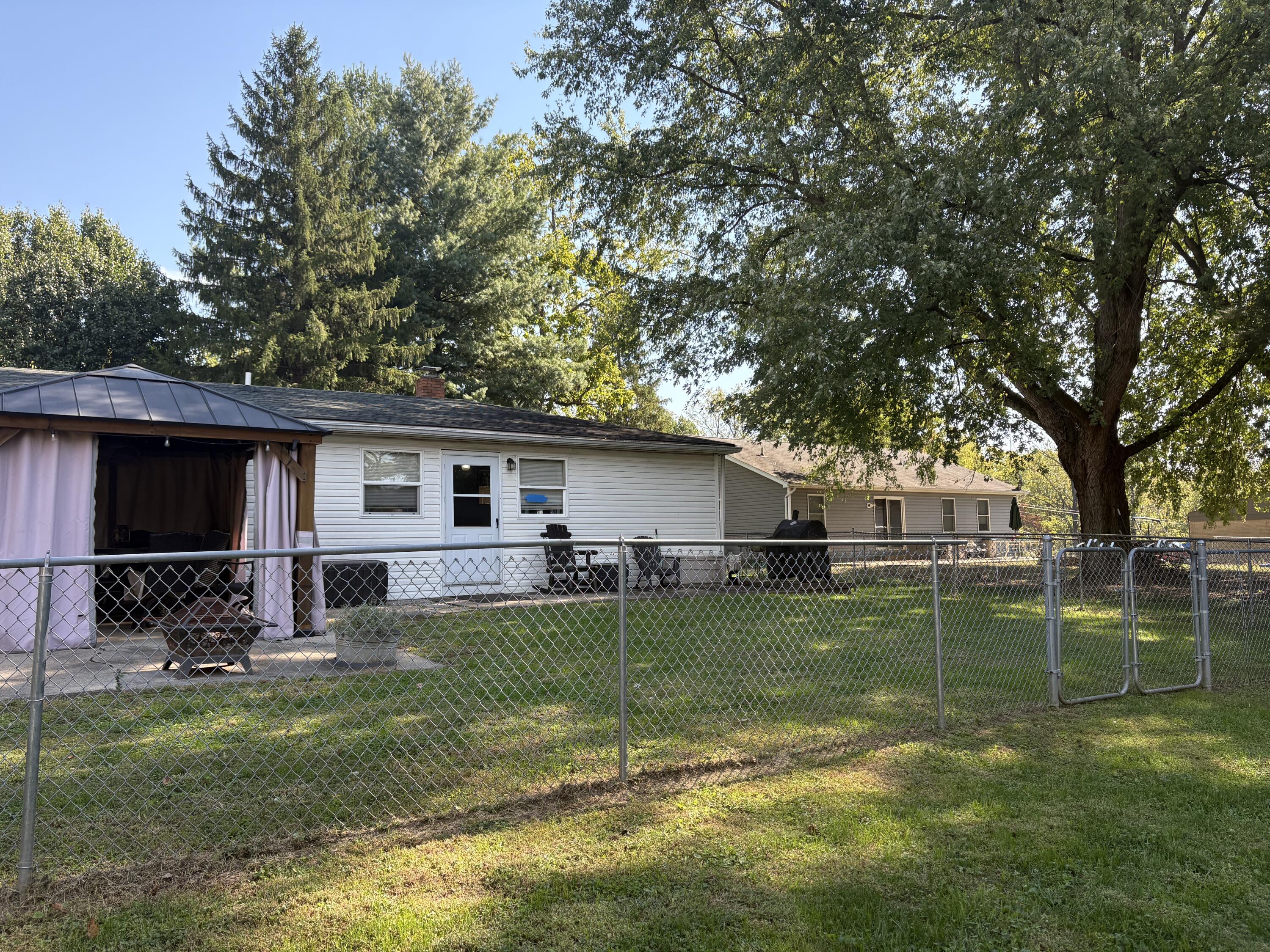 2929 Watts Road Property Photo 14