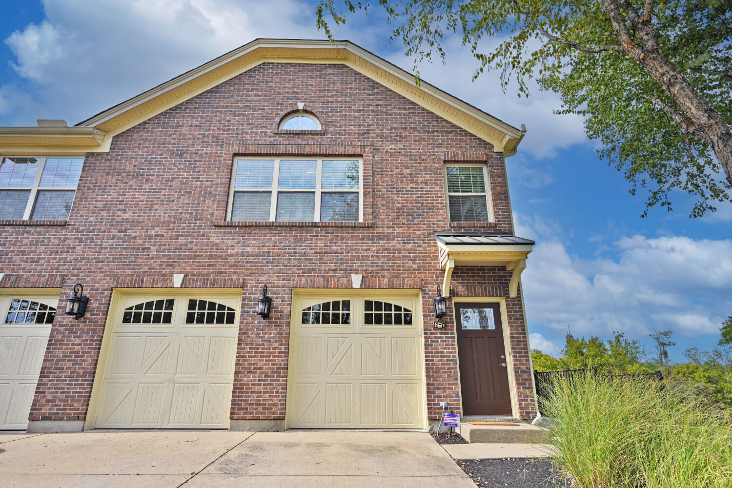 636 Hidden Pine Way