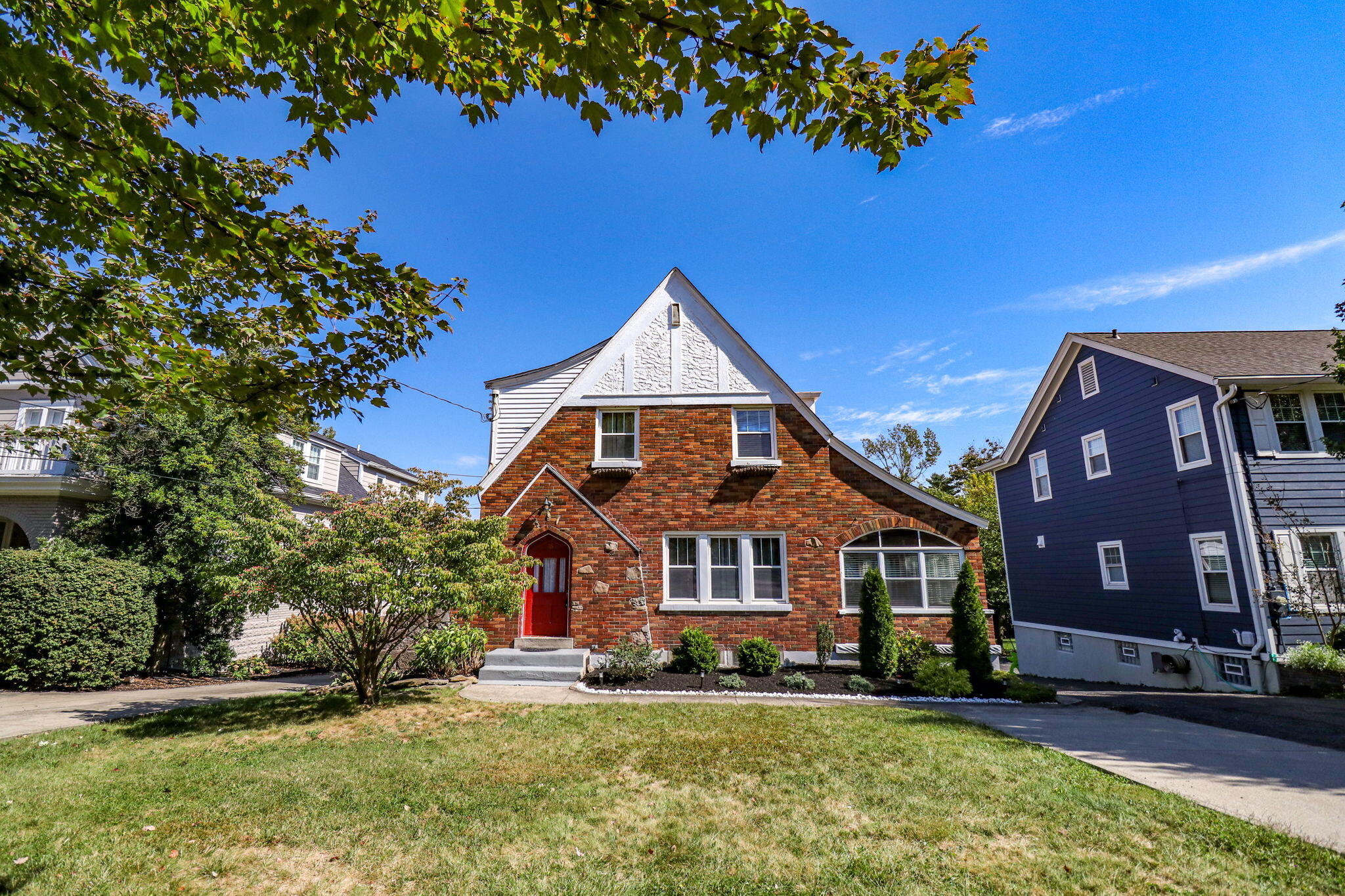 16 Beechwood Road Property Photo 2