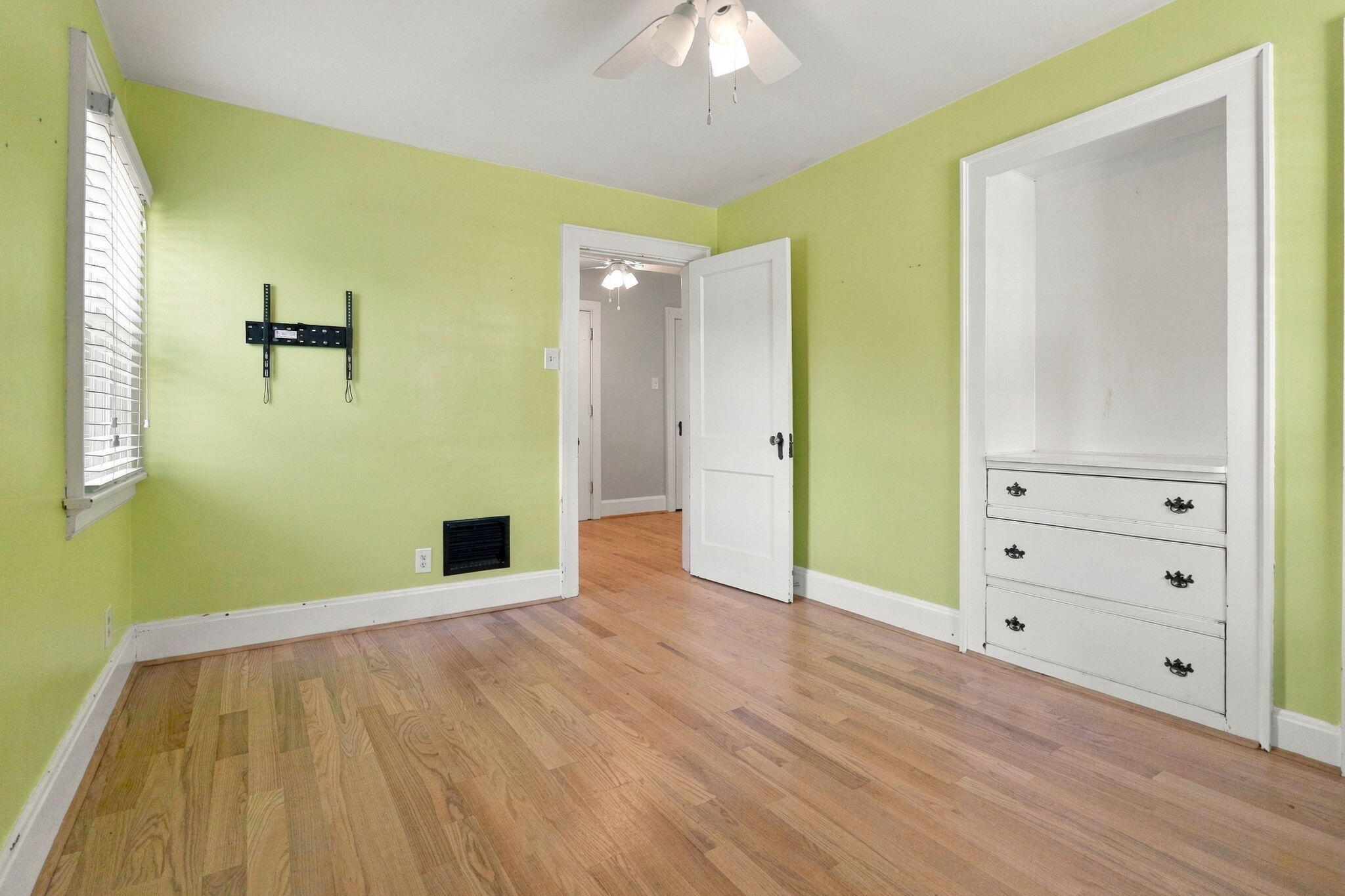16 Beechwood Road Property Photo 22