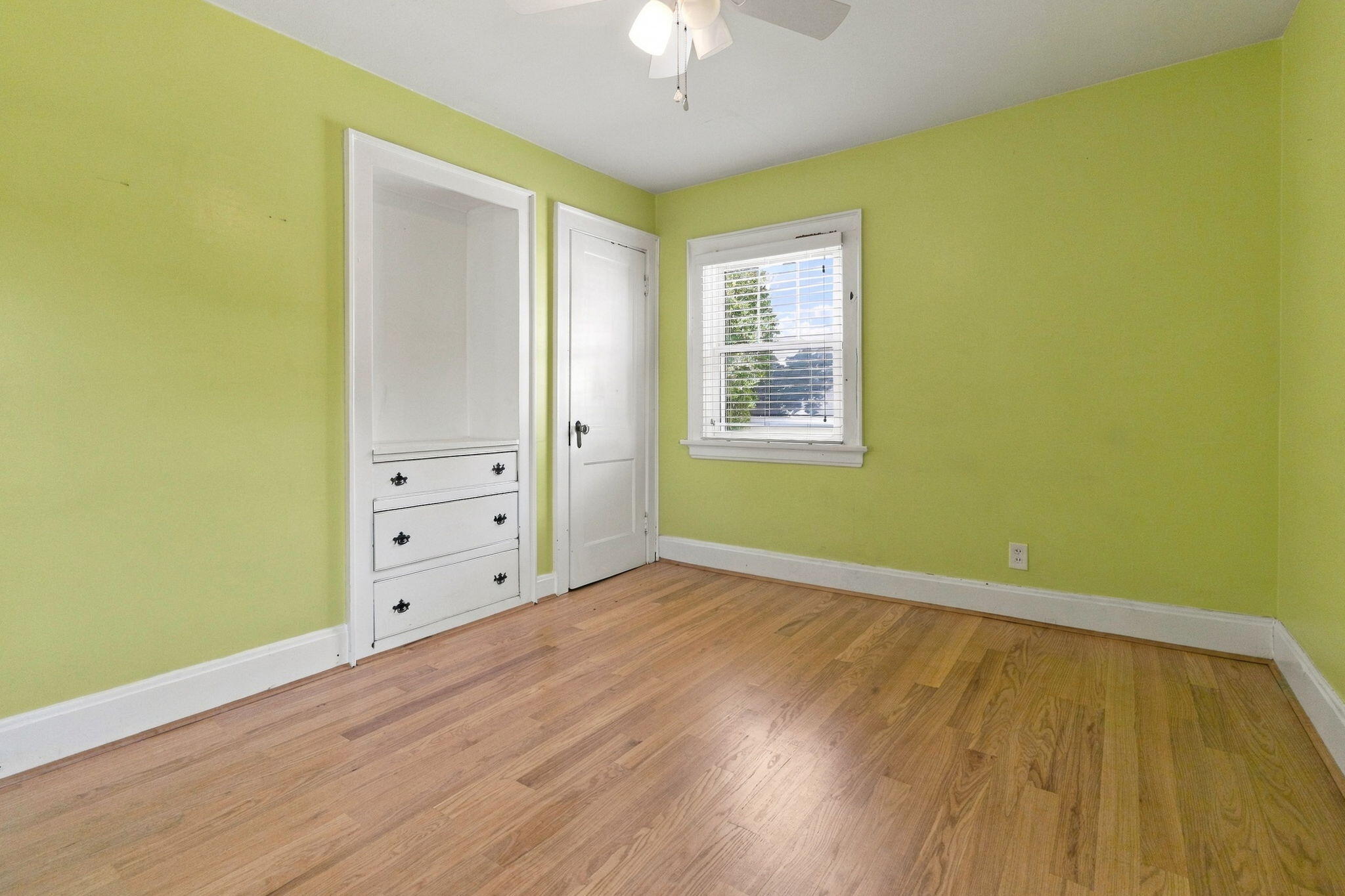 16 Beechwood Road Property Photo 23