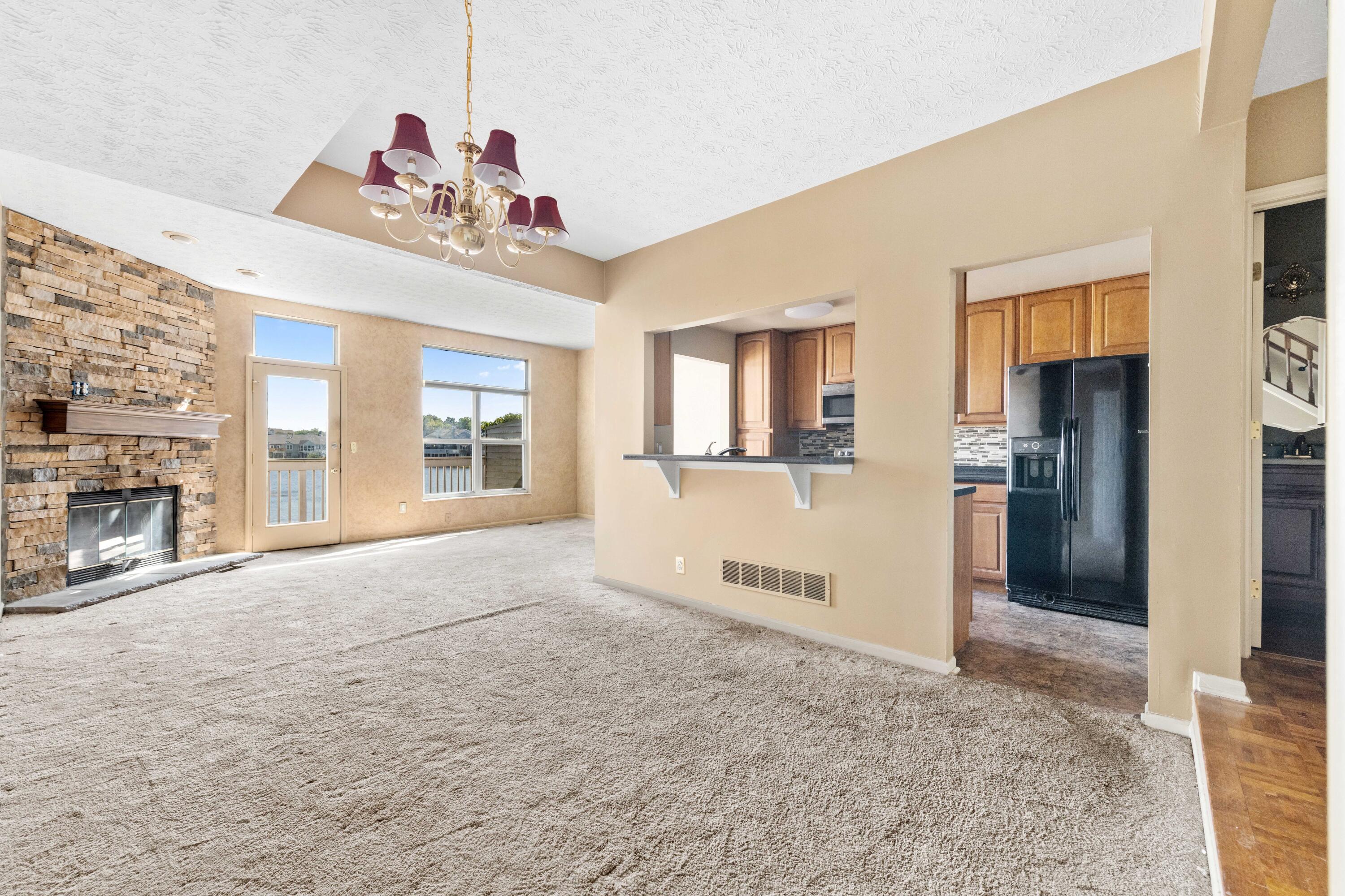 1002 Hackney Court Property Photo 3