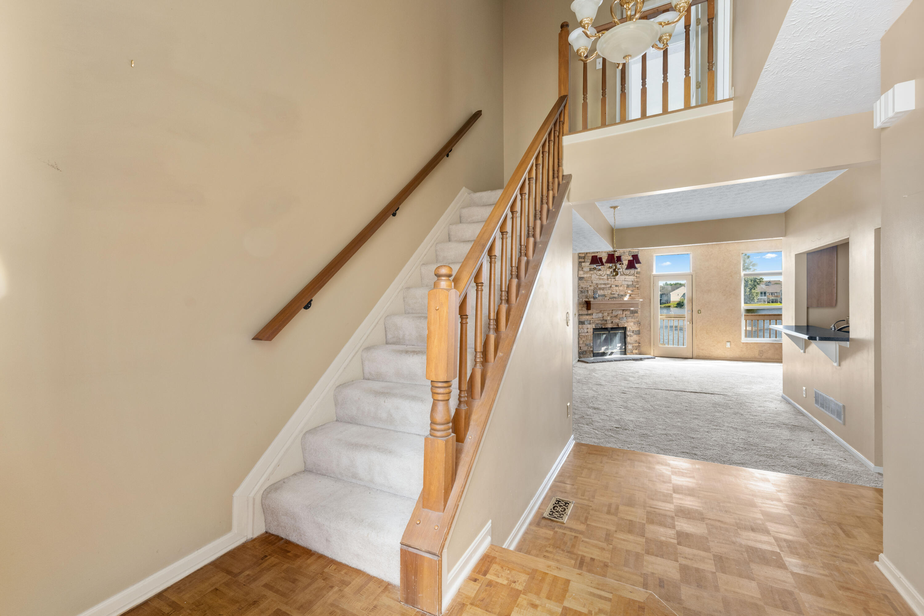 1002 Hackney Court Property Photo 9