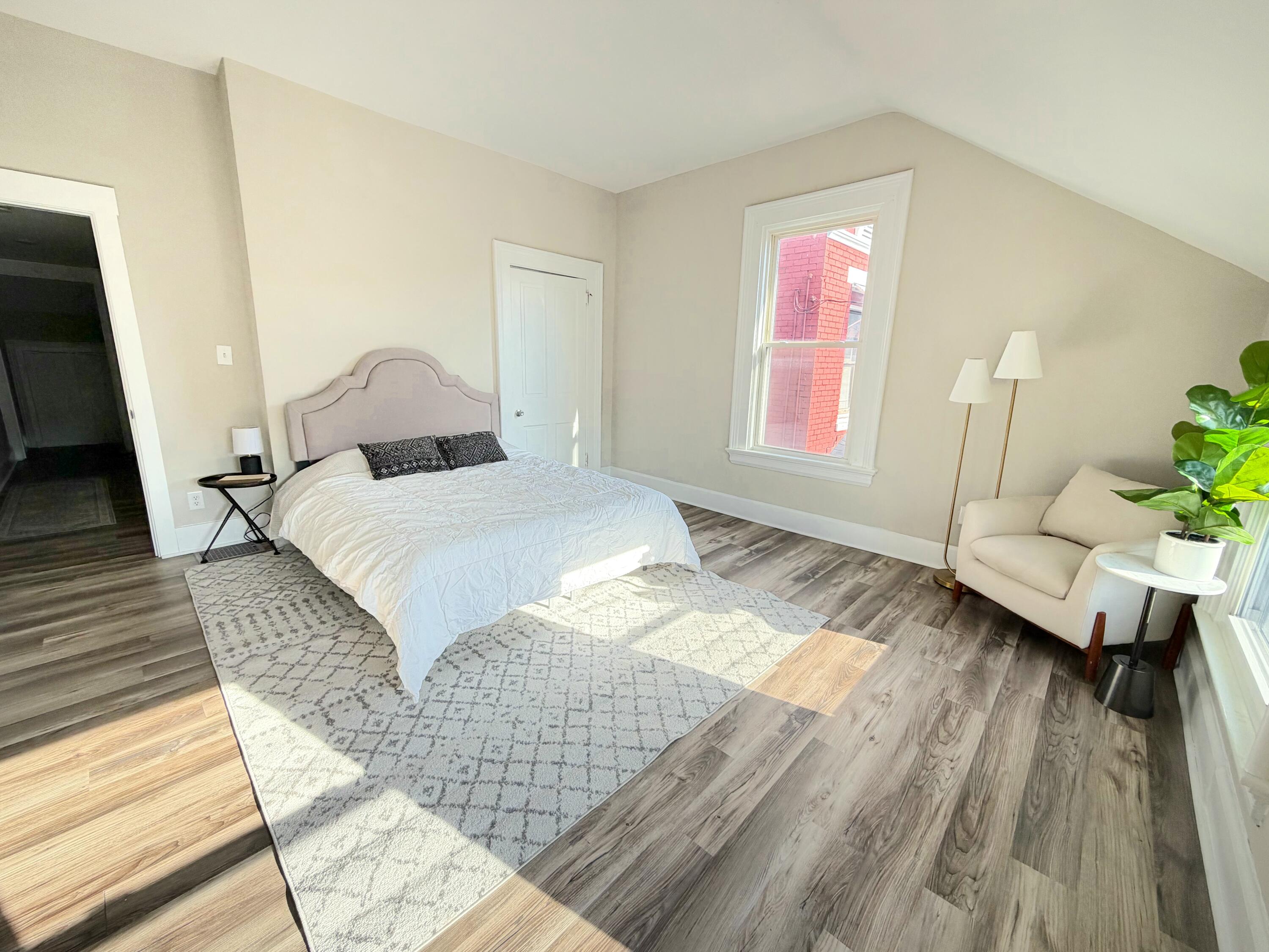 1914 Garrard Street Property Photo 19