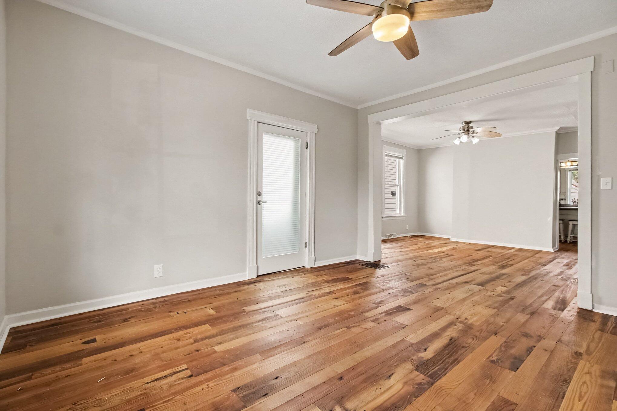 119 Ward Avenue Property Photo 4