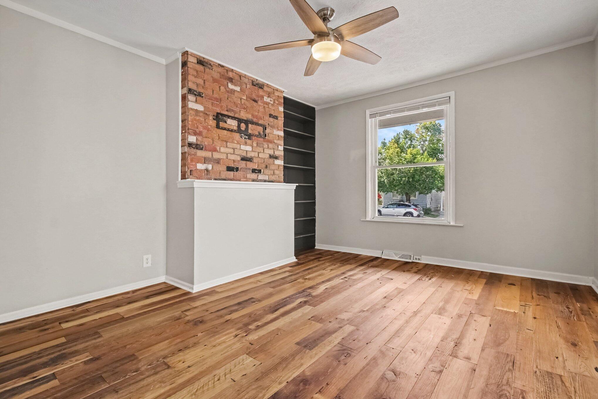 119 Ward Avenue Property Photo 6