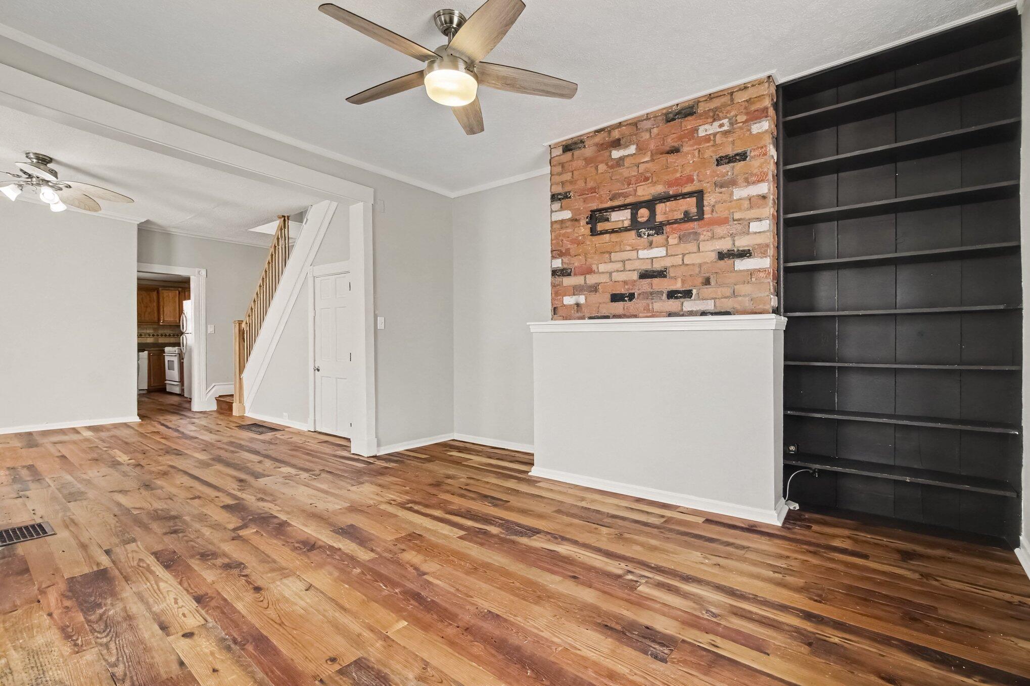 119 Ward Avenue Property Photo 7