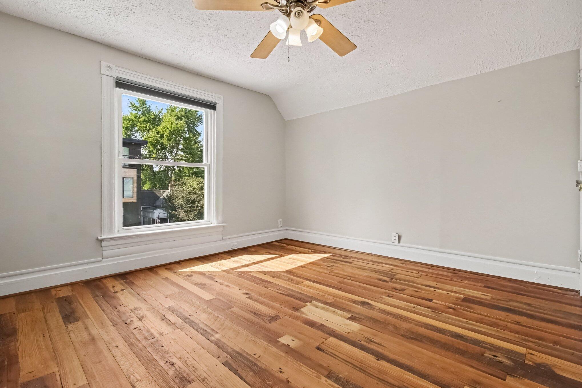 119 Ward Avenue Property Photo 12